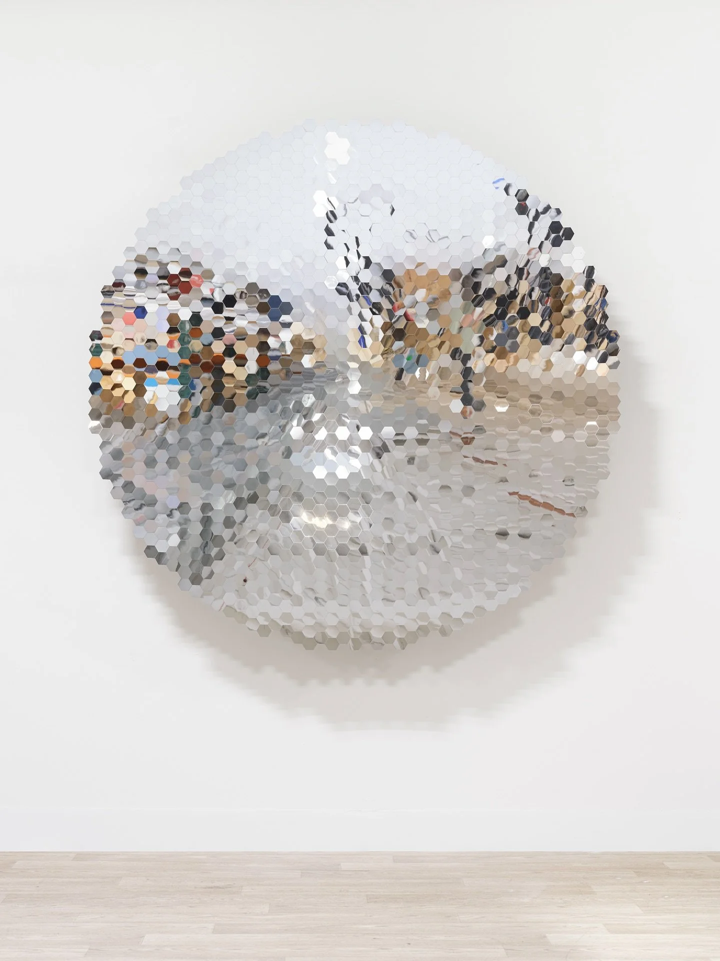 I photographed this Anish Kapoor mirror (Untitled- Hex Mirror- 66.5&rdquo;x 66.5&rdquo;x9.5) back in May for the  collection of the @schnitzerfoundation. Definitely one of the more mind-bending works I&rsquo;ve documented over the past few years. Swi