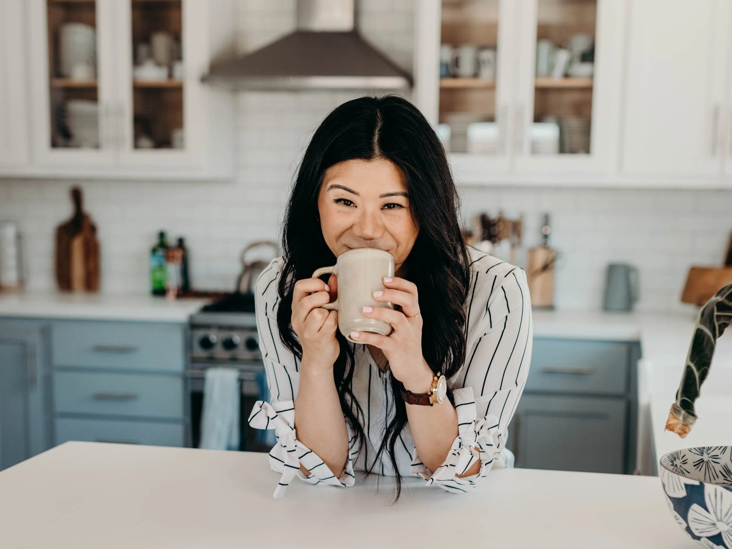 Asian American therapist providing culturally responsive therapy online