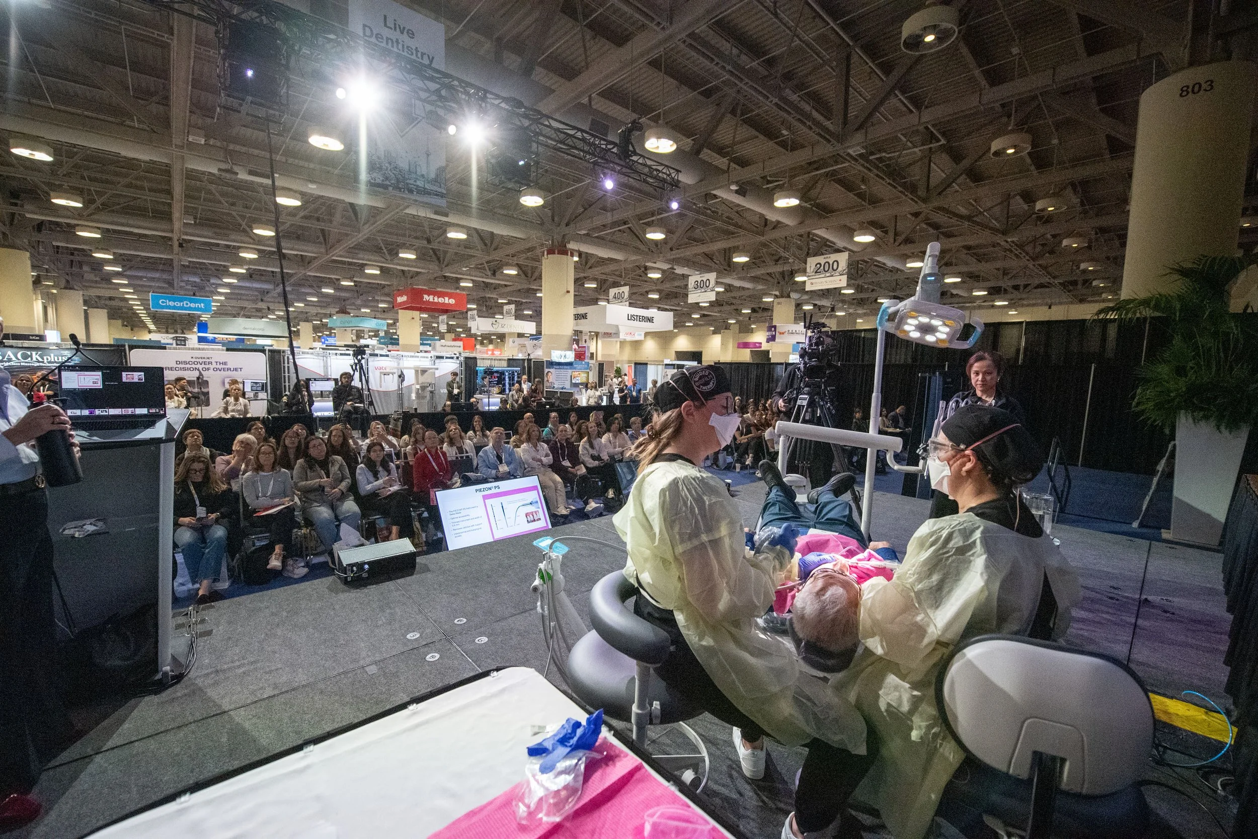 Live Dentistry Stage