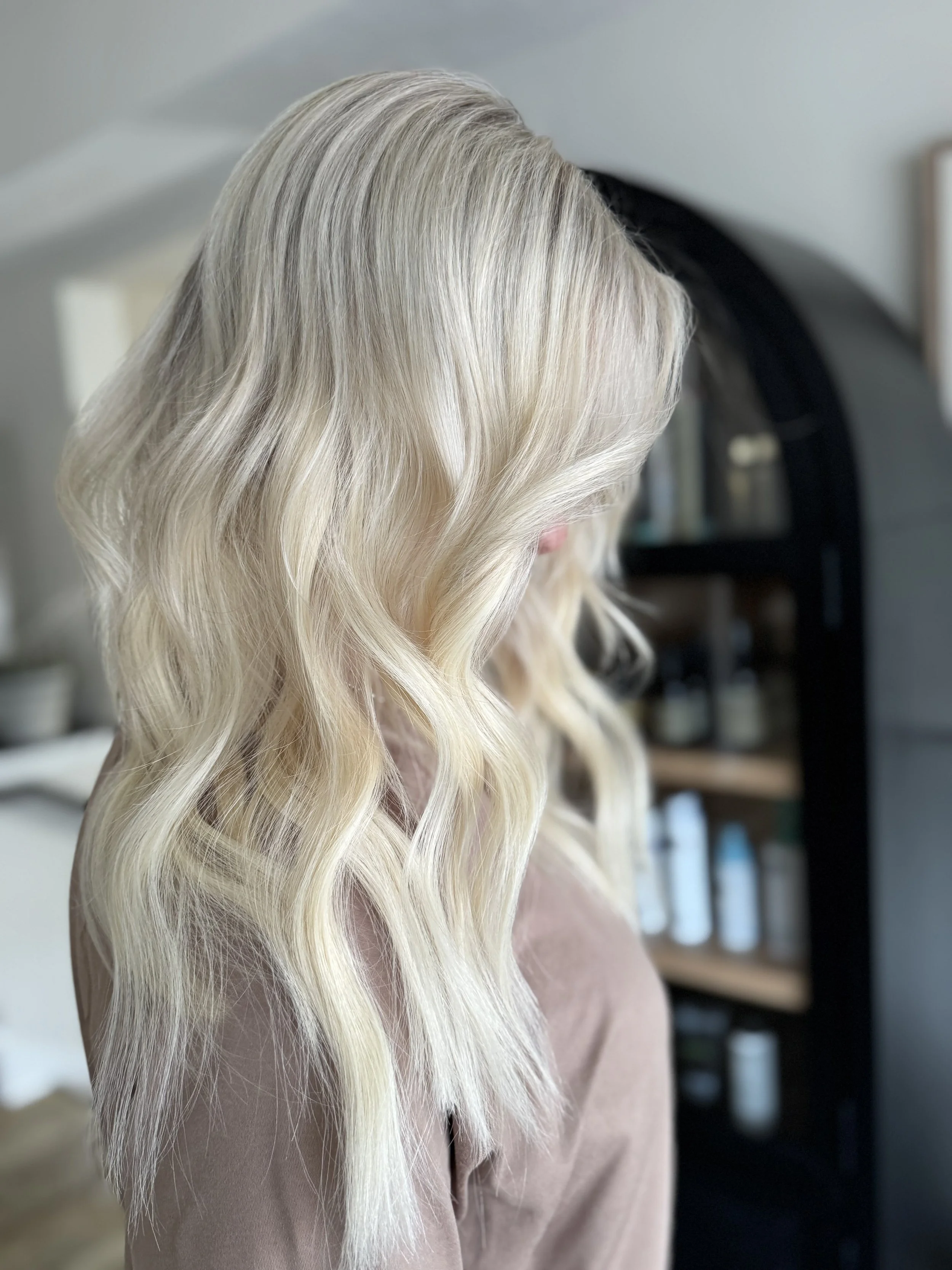 Professional hairstylists in Holland MI trusted across Zeeland, Saugatuck, and Hudsonville.