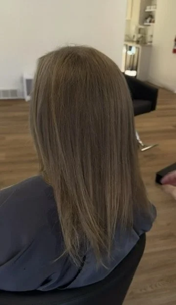 Before seamless hair extensions: fine, shoulder-length hair