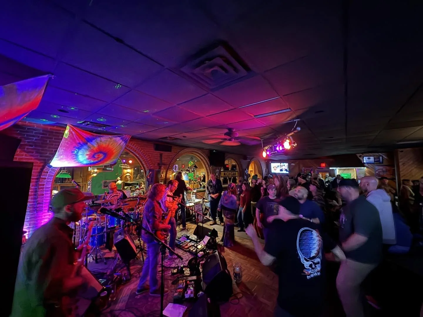 Leroy Sounds Dead Live at Cobblestones Bar &amp; Grill
