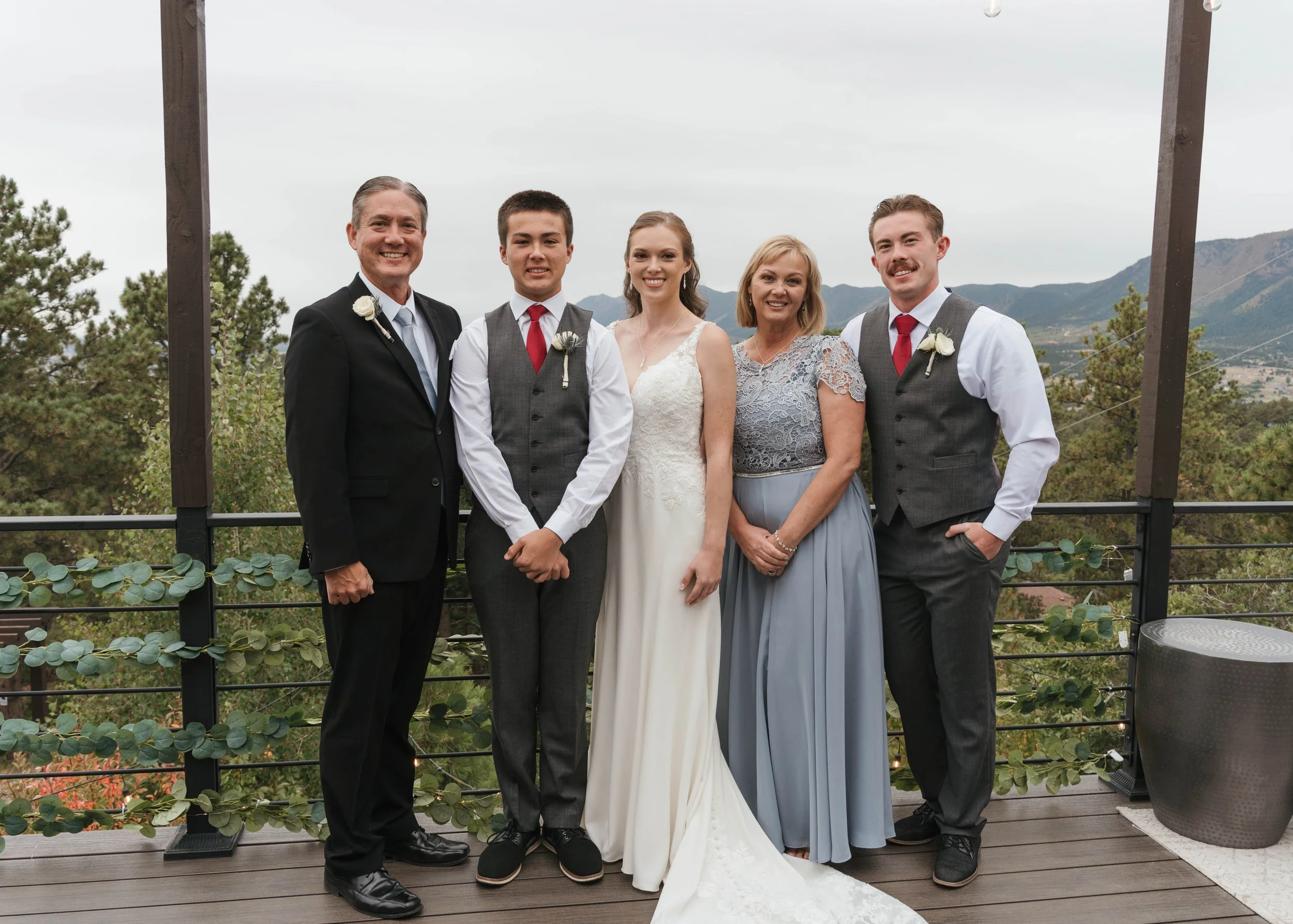 M&J Web-173.jpg