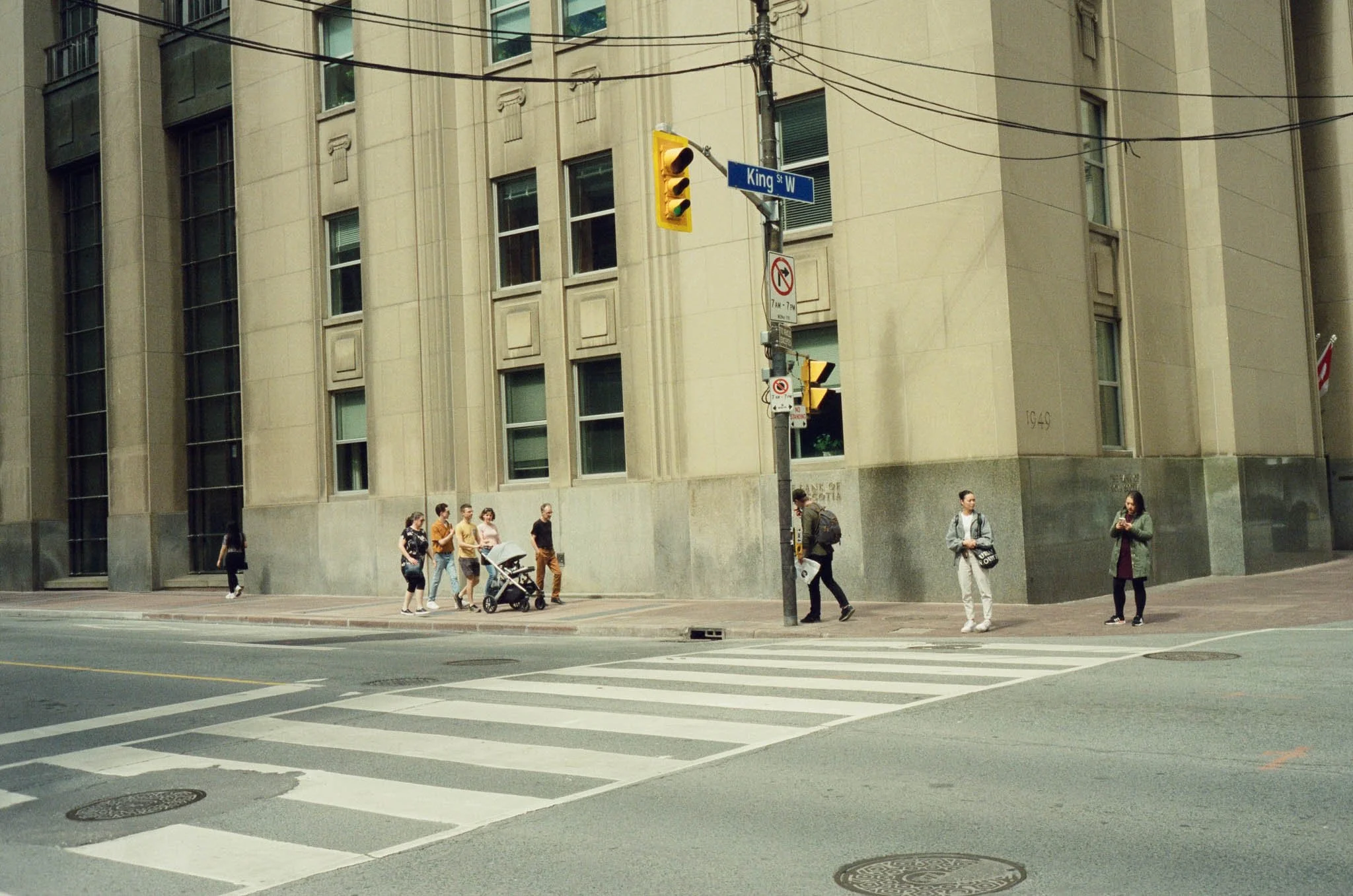 Devic Fotos | Toronto Candid Photographer-1.JPG