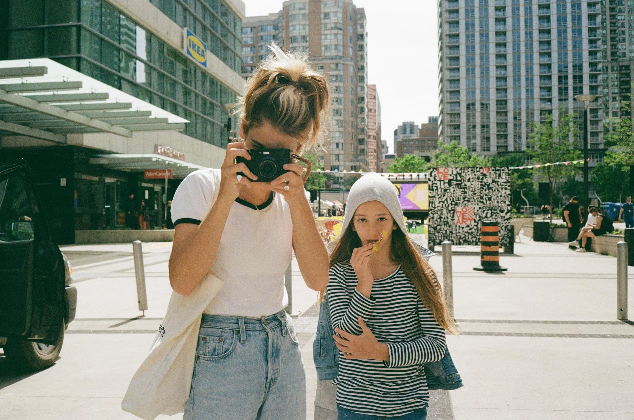 Devic Fotos | Toronto Candid Photographer-2.JPG