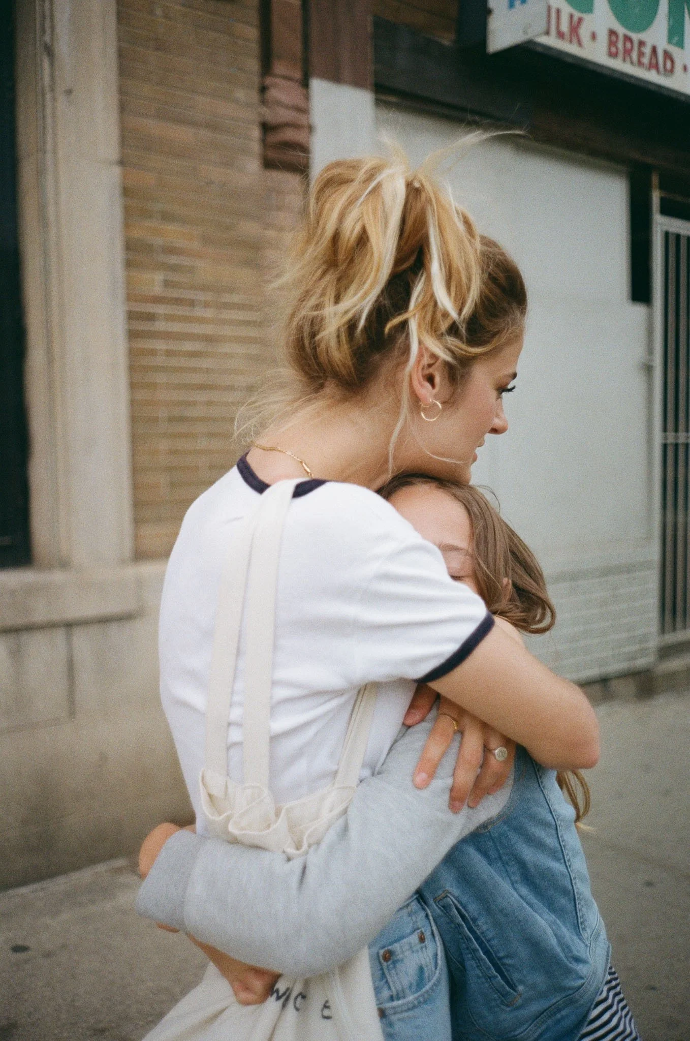 Devic Fotos | Toronto Candid Photographer-13.JPG