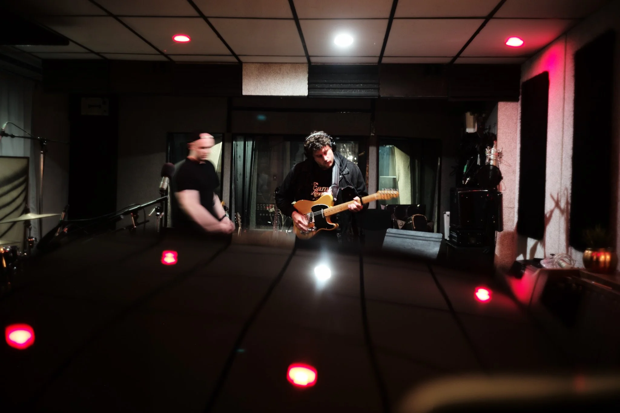 Devic Fotos - Toronto Music Photographer