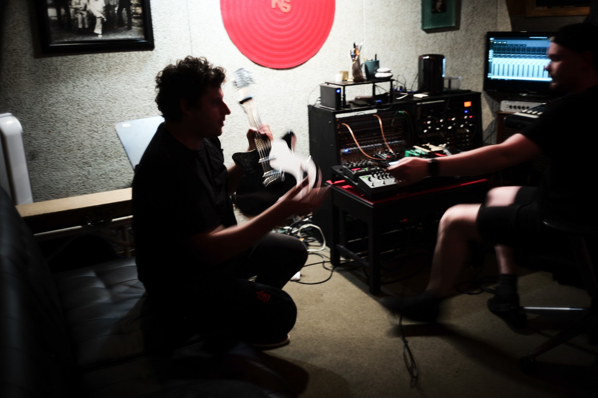 Devic Fotos - Toronto Music Photographer