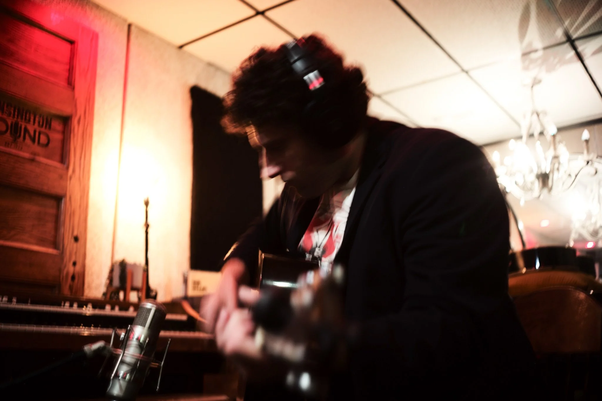 Devic Fotos - Toronto Music Photographer