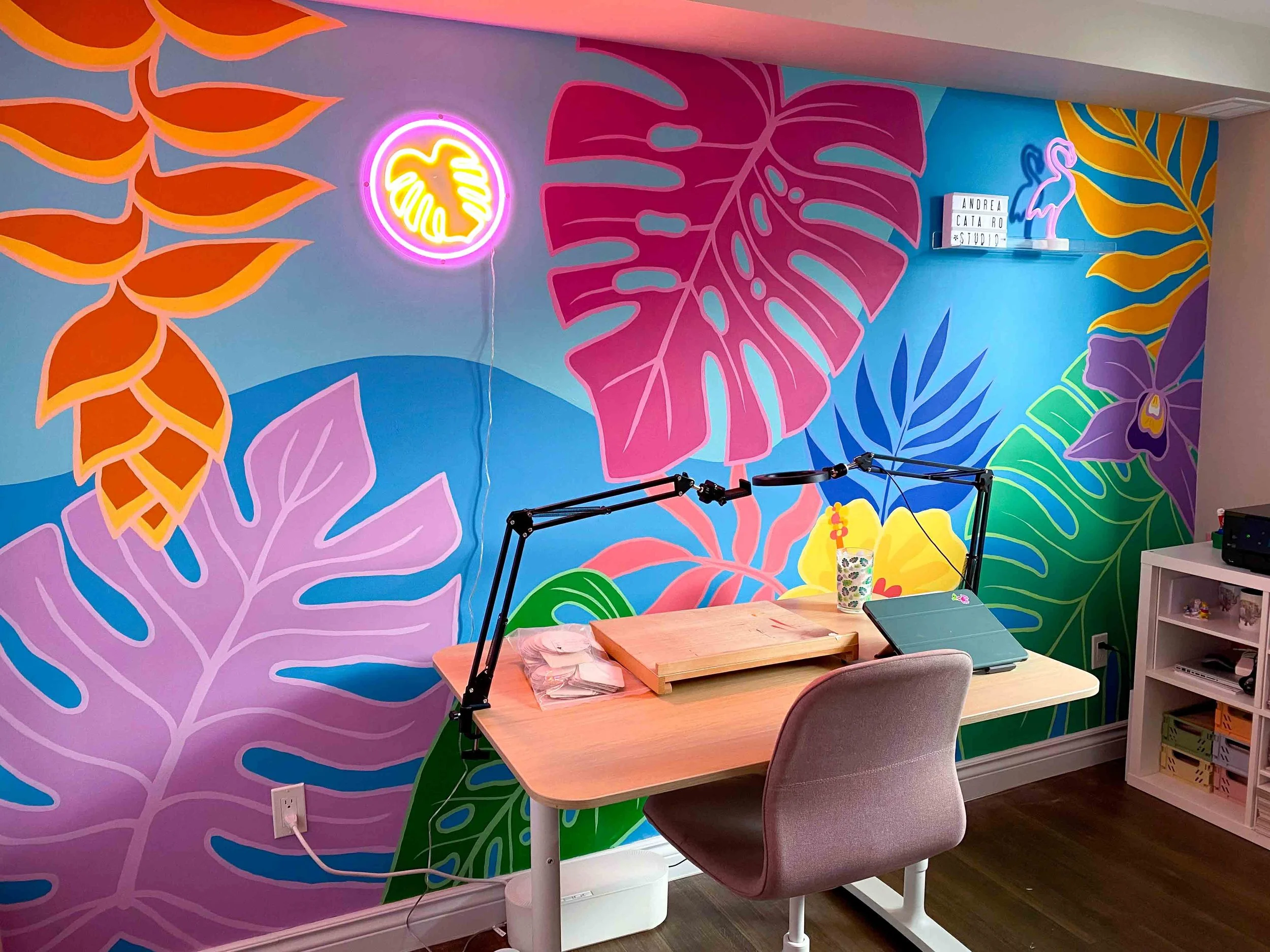 Studio Mural, Tropical mural