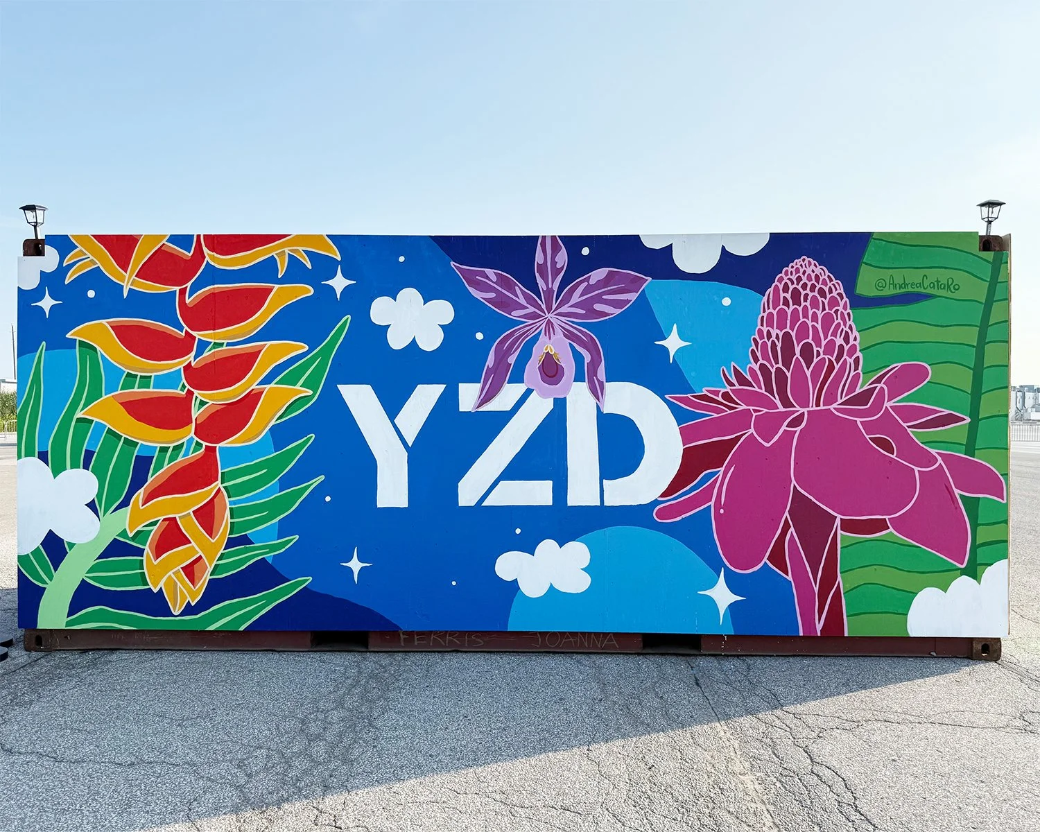 Finished Jungle in YZD community mural by Toronto mural artist AndreaCataRo, featuring colourful tropical plants at YZD Toronto.