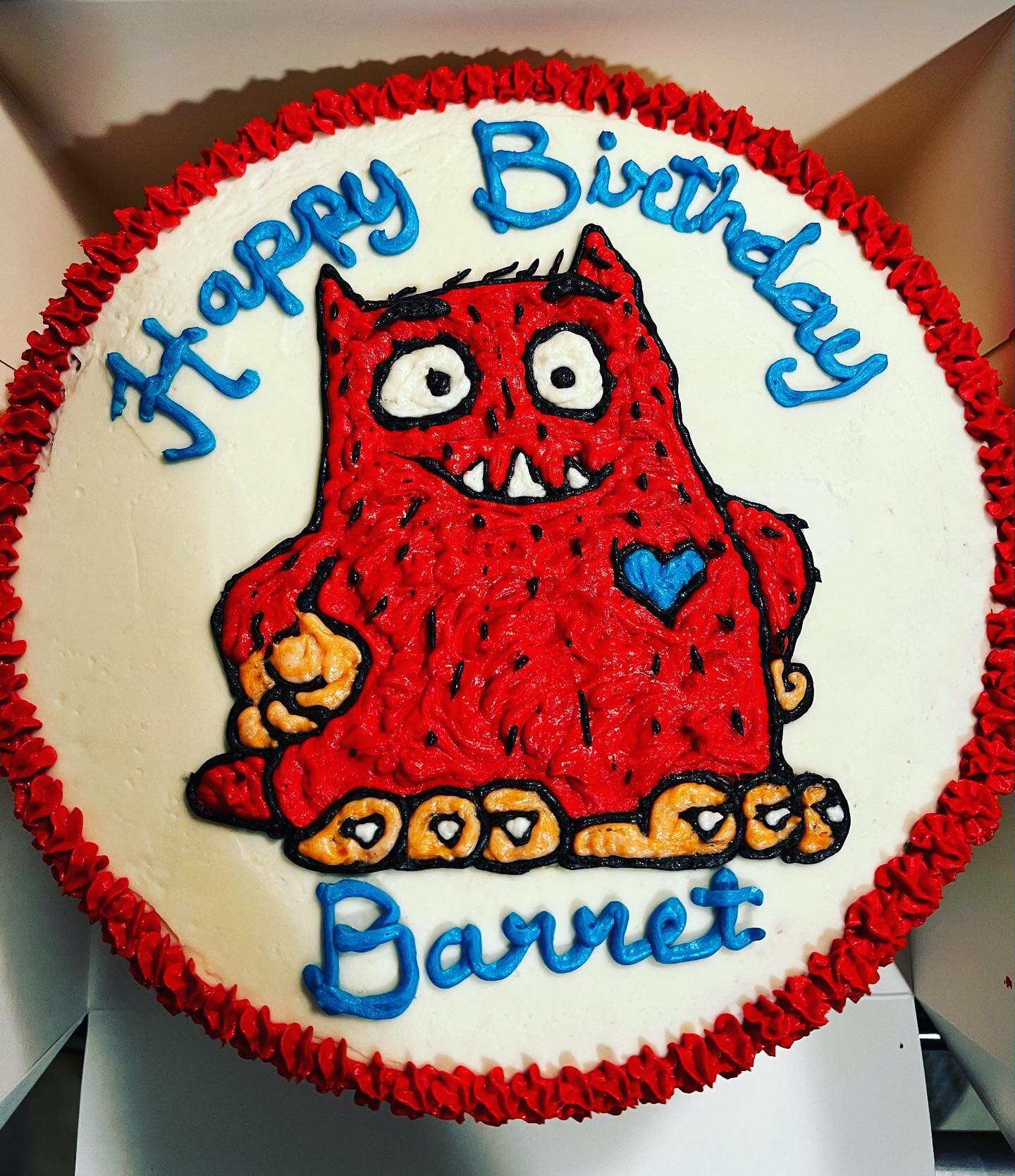 Happy 1st Birthday Berret!
❤️🤍❤️🤍❤️
-
-
-
-
-
#rhbakes #cake #cakes #cakedecorating #cakestagram #cakesofinstagram #cakesofinsta #cakesofig #birthday #birthdaycake #birthdayboy #birthdayparty #lovemonster #lovemonstercake #1st #1stbirthday #oneyear