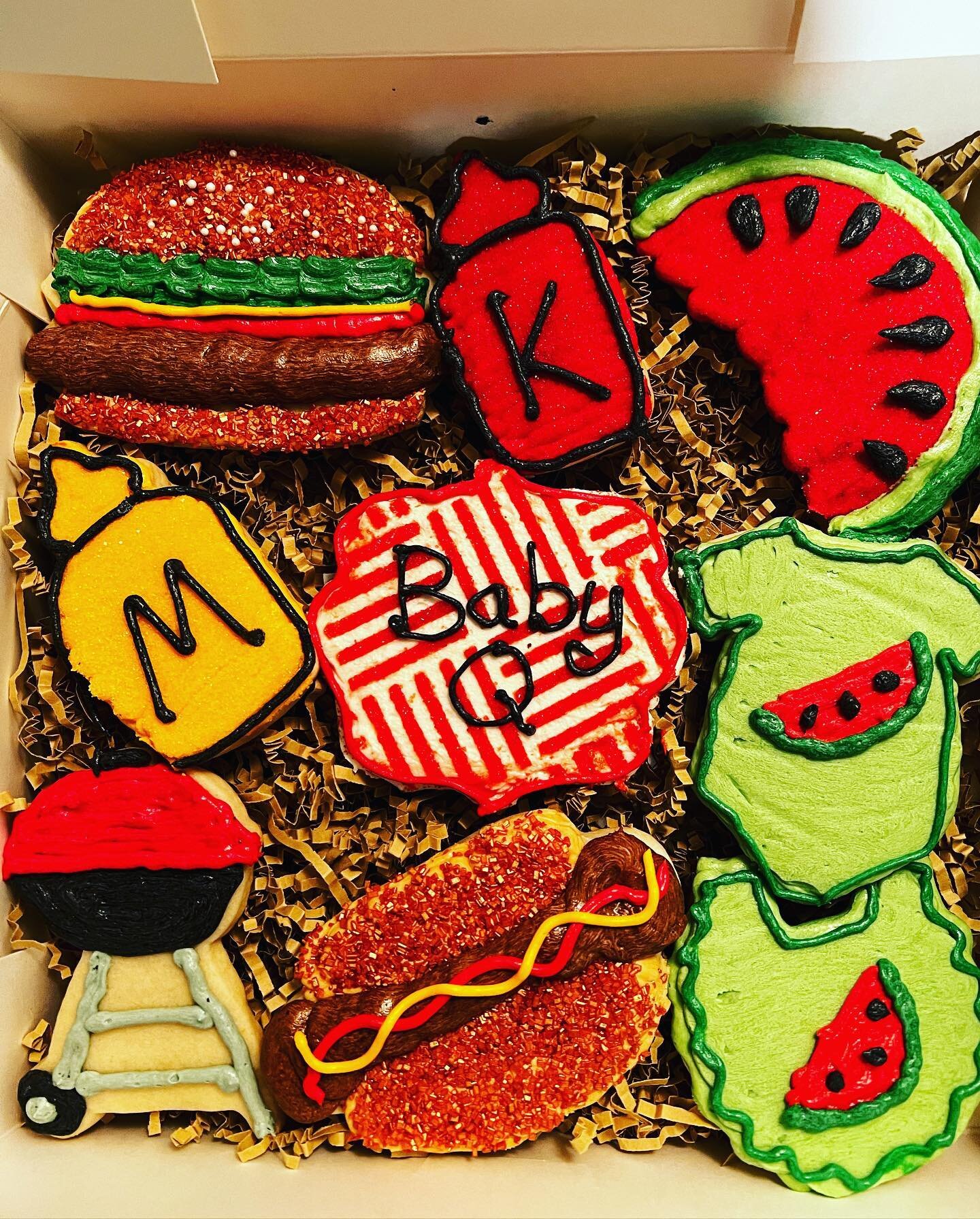 BaBy~Q Cookies!!!
🌭👶🏼🍔👶🏼🌭
-
-
-
-
-
#rhbakes #cookies #cookiedecorating #cookiesofinstagram #decoratedsugarcookies #babyshower #bbq #babyq #baking #bakingfromscratch #fromscratch #fromscratchwithlove #fromscratchbaking #sugarcookies #buttercre