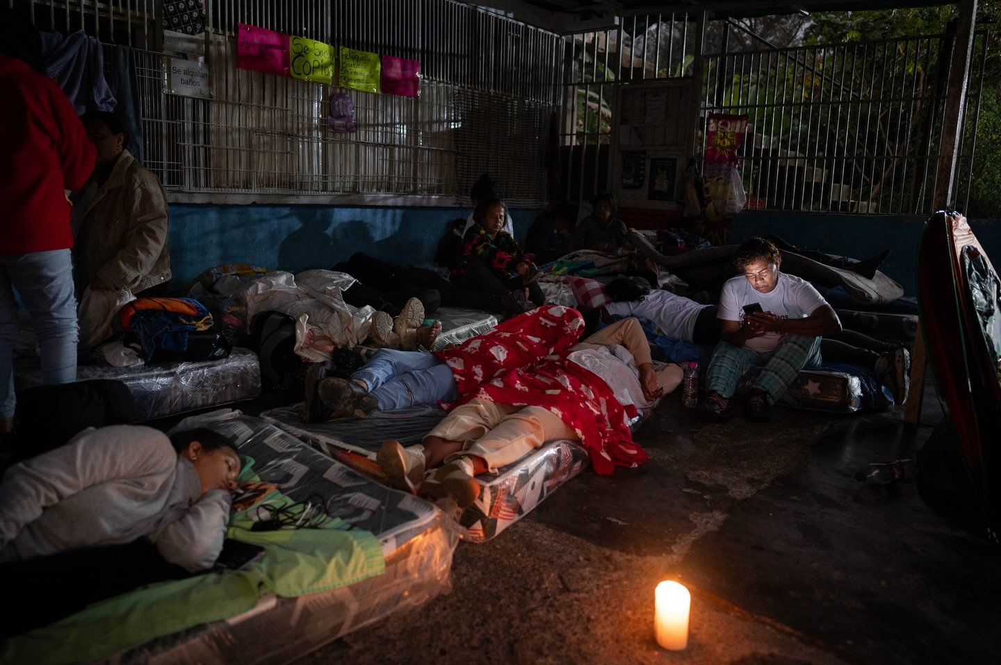 Relatives of political prisoners in Venezuela spend a sixth night sleeping on the floor outside the jails while awaiting releases, as the government begins freeing detainees long demanded by human rights groups, international bodies and opposition le