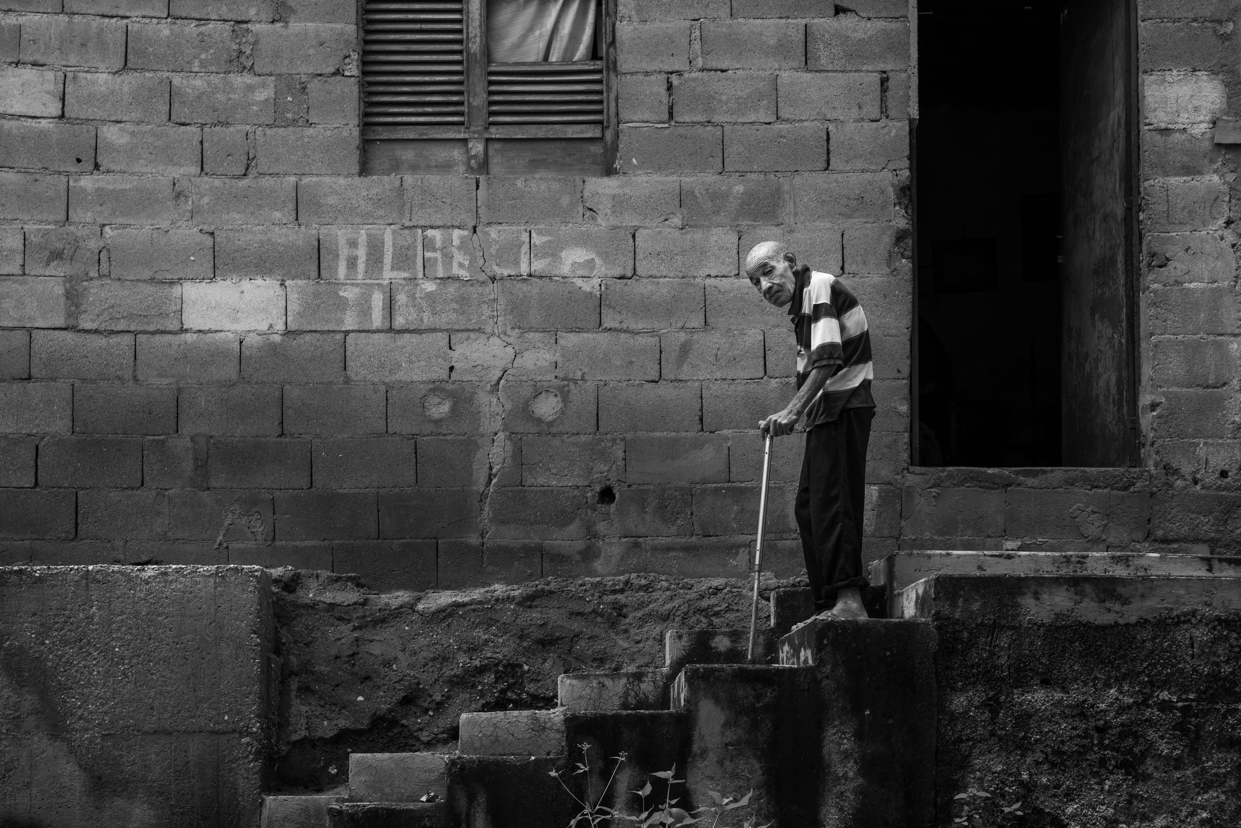 abandoned_GabyOraa-01.jpg