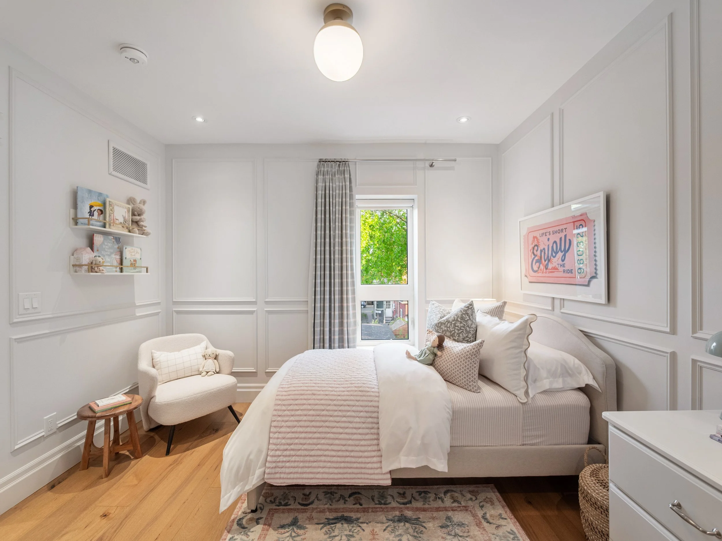 47 Langley Ave-43.jpg