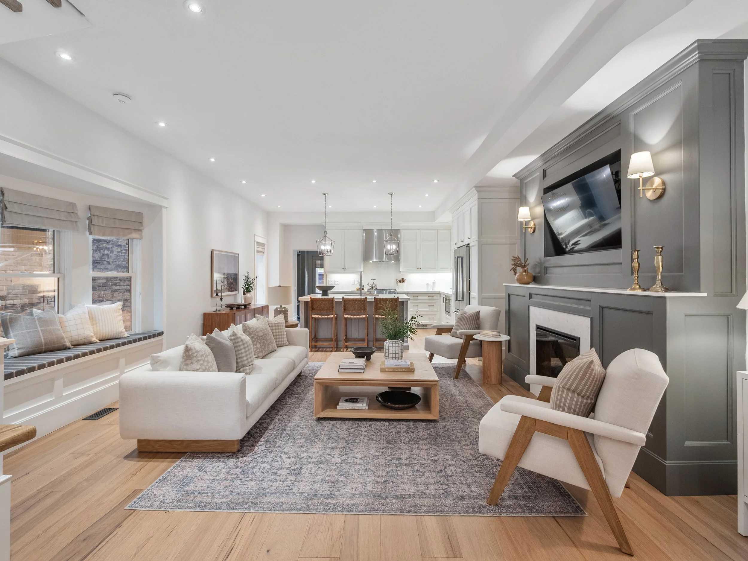 47 Langley Ave-13.jpg