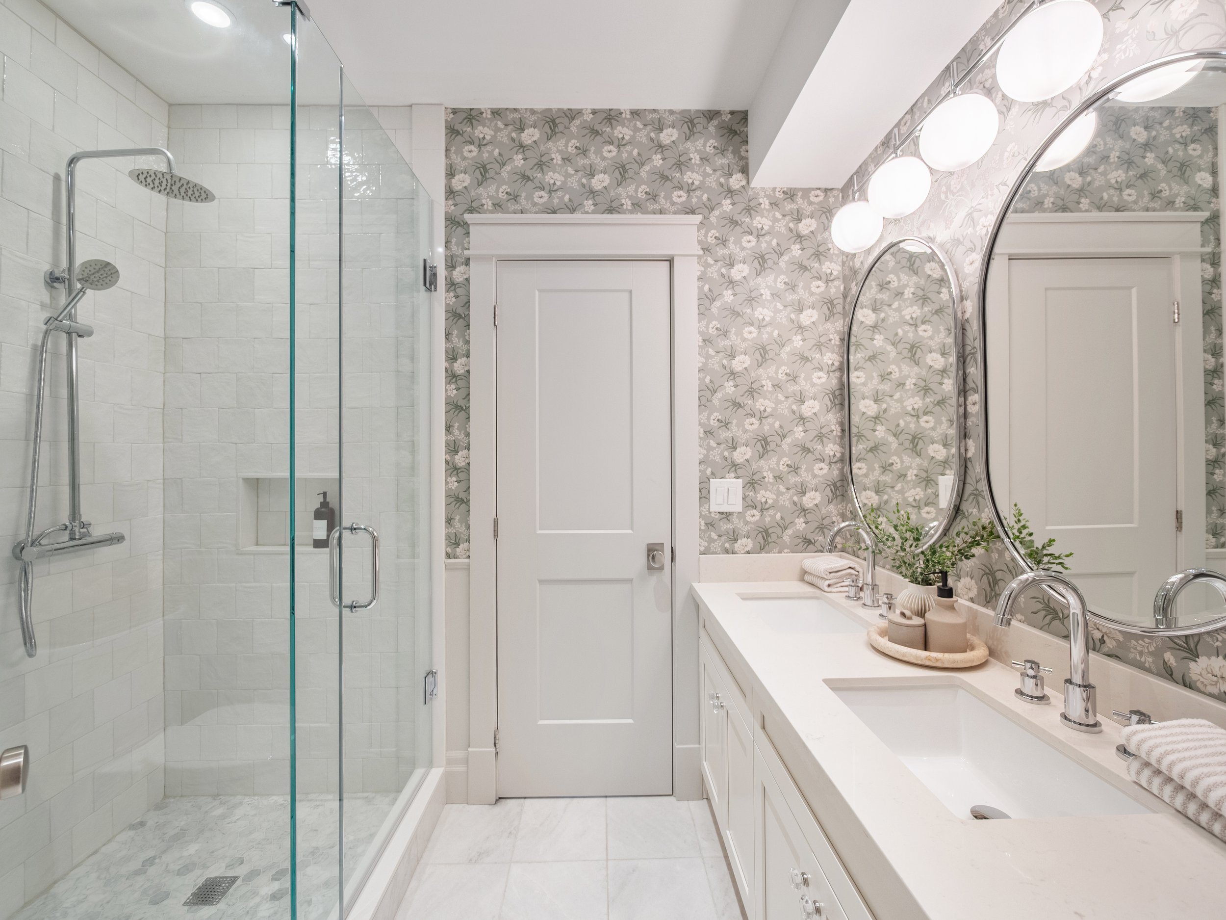 47 Langley Ave-45.jpg
