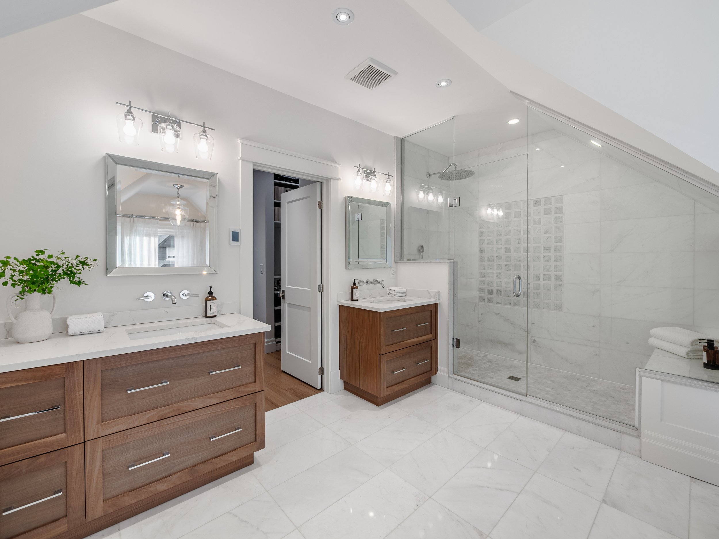 47 Langley Ave-61.jpg