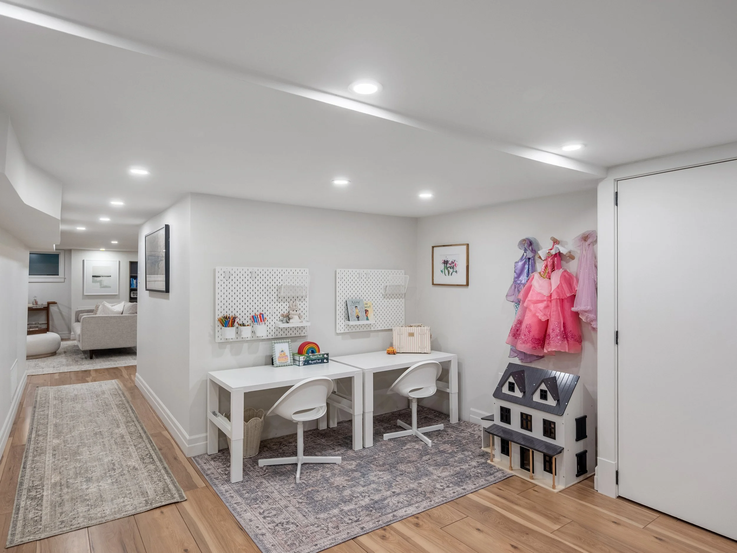 47 Langley Ave-71.jpg