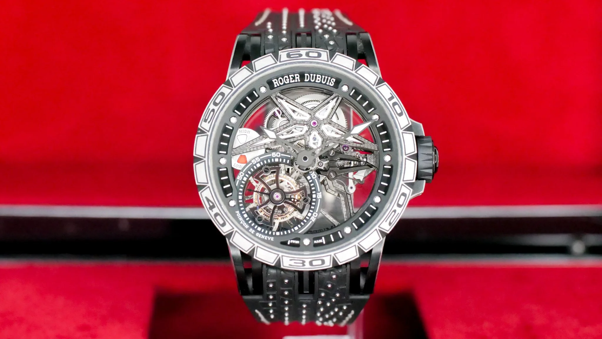 Roger Dubuis Excalibur Spider Pirelli