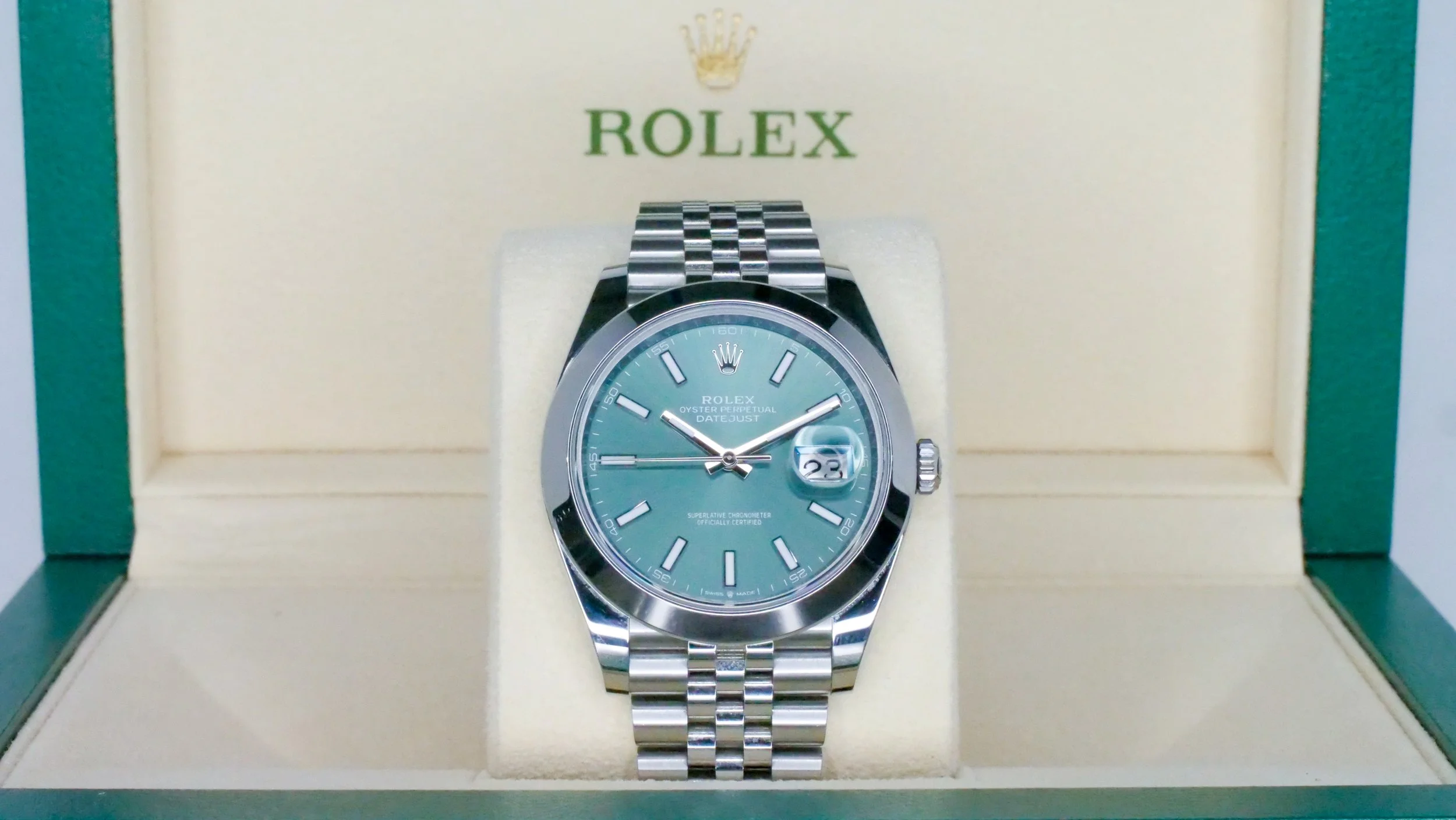 Rolex 126300 mint dial