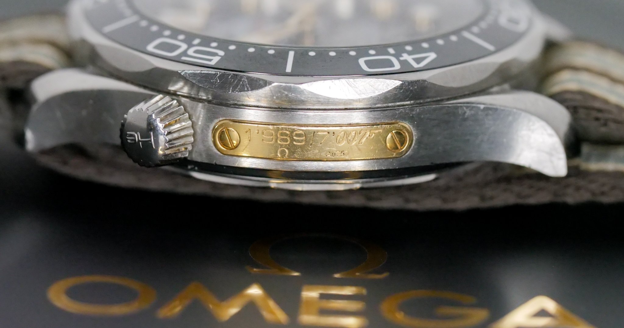 Omega Seamaster James Bond--6.jpg