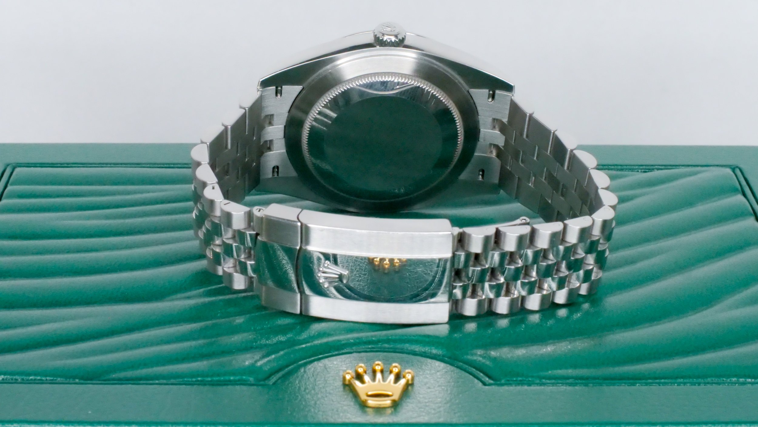 Rolex 126300 mint dial