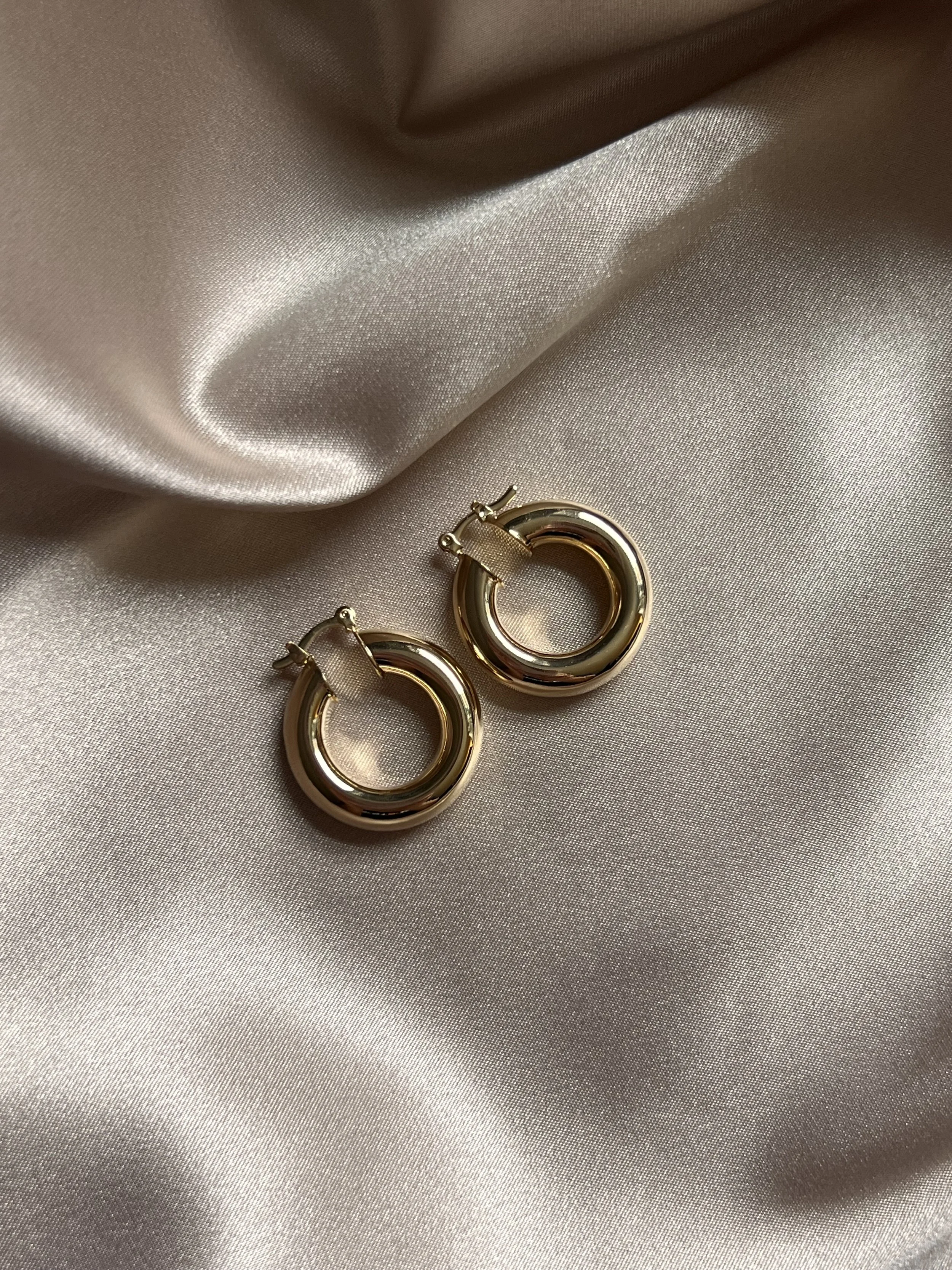 18k Gold-Filled Chunky Hoop Earrings