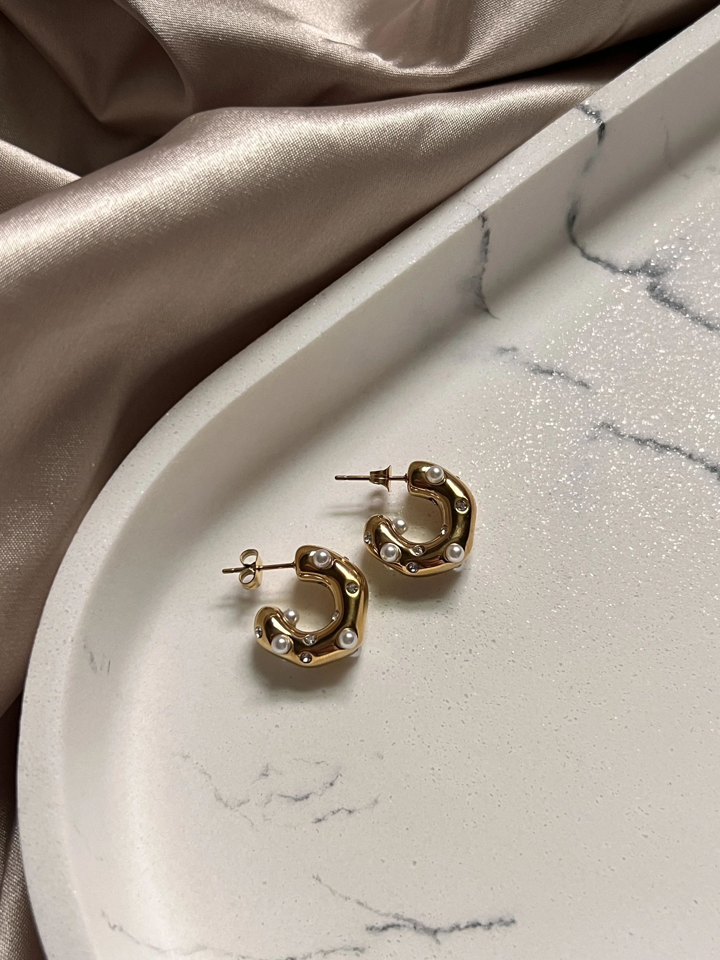 Chic Pearl & CZ Stone Gold-Plated Chunky Hoop Earrings