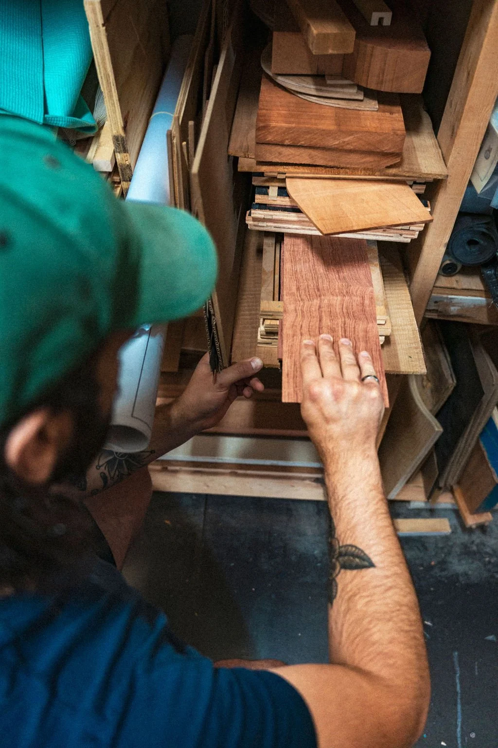 ©2025NicolasBourdeau,photographe.Tousdroitsréservés_Laurent_Blais_Luthier__A9_3124.jpg