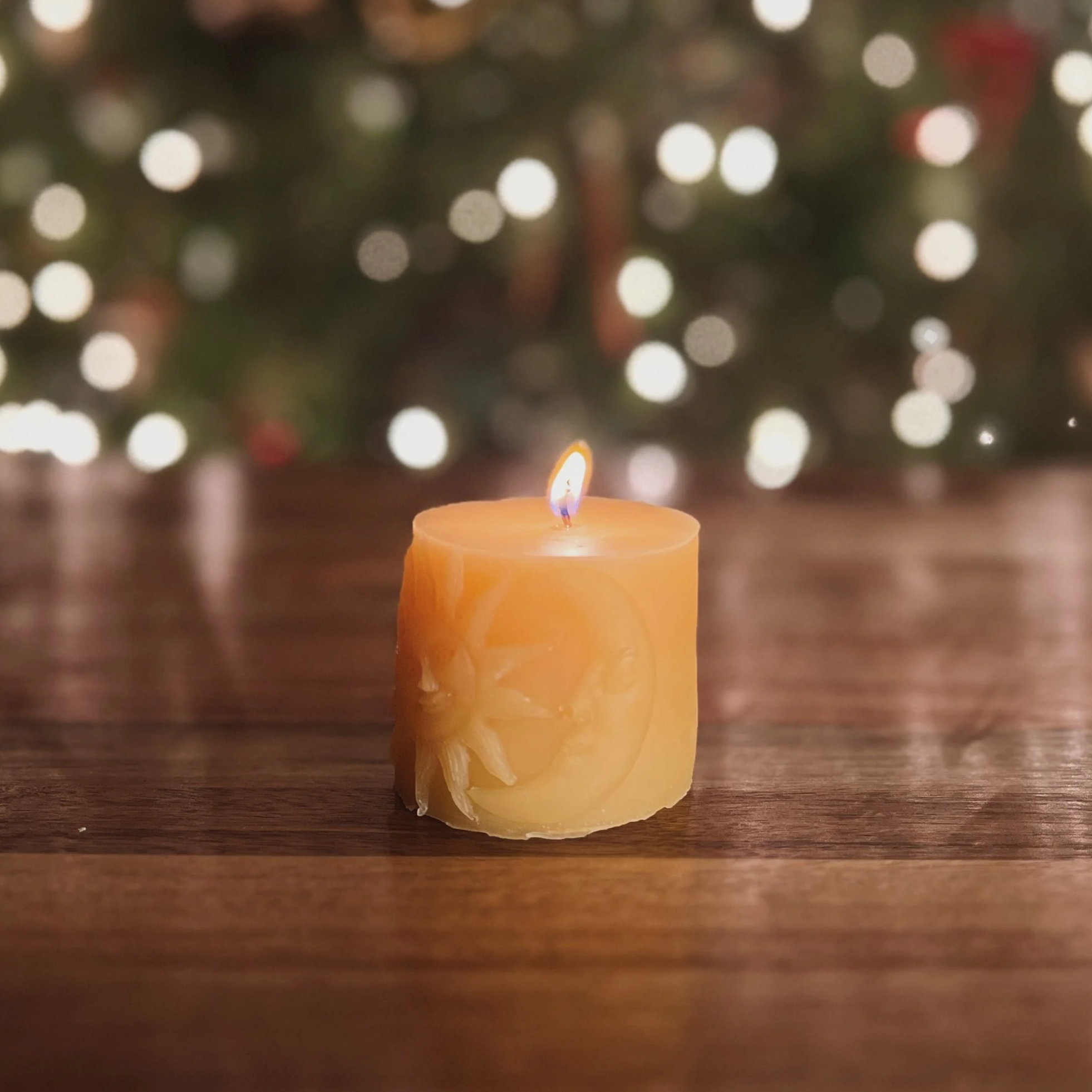 duality • beeswax candle