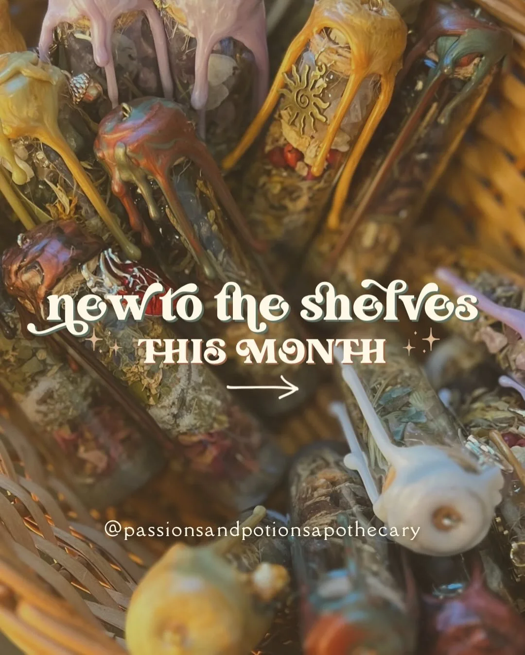 hello beautiful soul &hearts;︎ happy december!

here are this month&rsquo;s new offerings 🤲🏼 lots of goodies for yule + winter solstice &mdash; beverages, spell jar ornaments, ritual tools like candles and spoons, and much more!

i poured my heart 