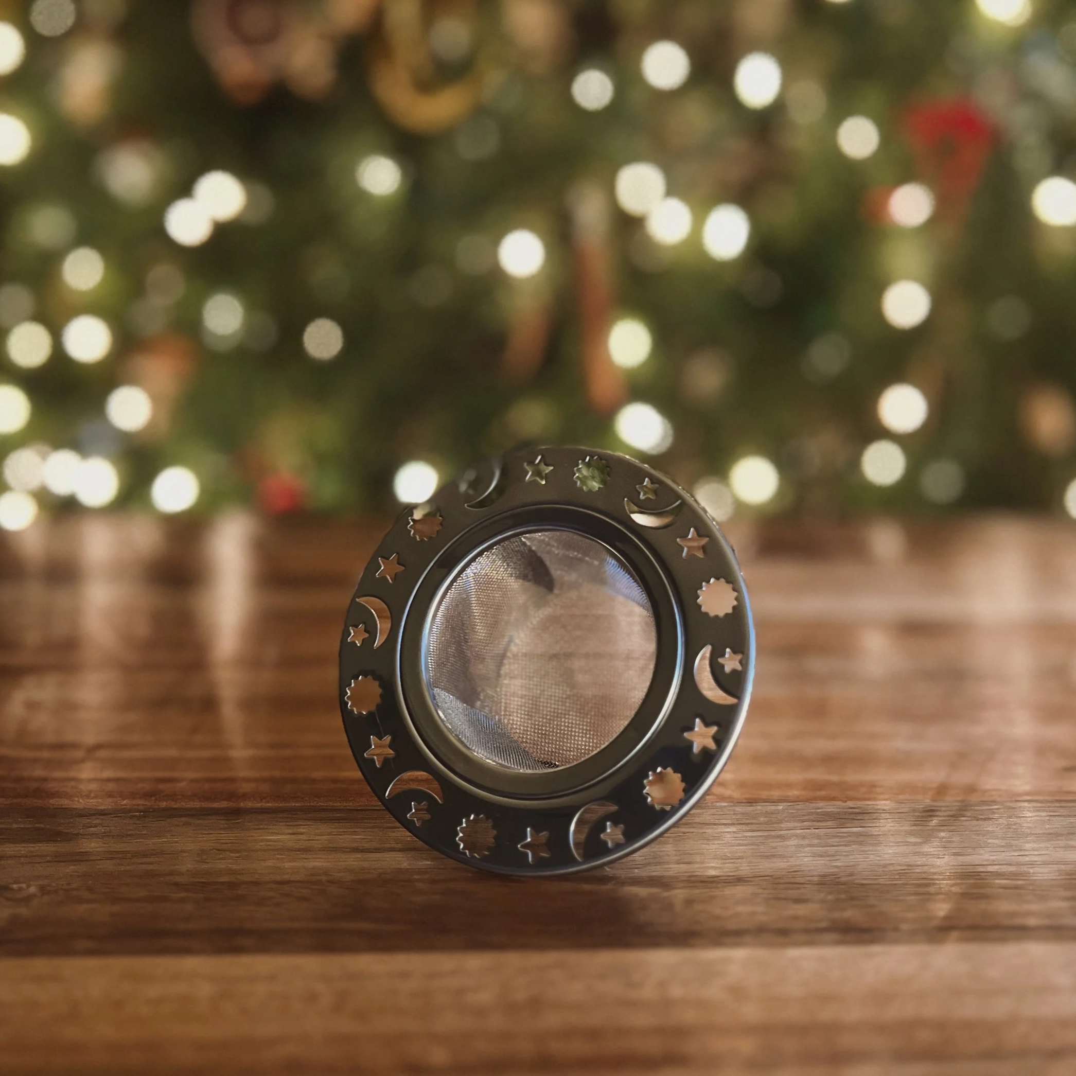 celestial tea infuser • mesh