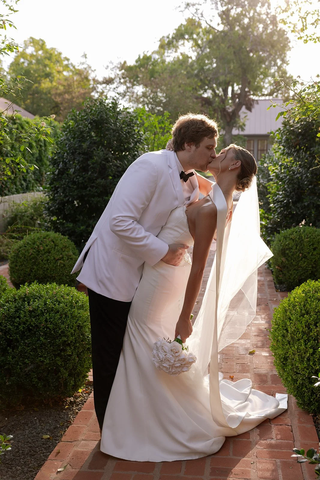 LaurenBellamyPhoto_L+T_Rambeau_Wedding__0378.jpg