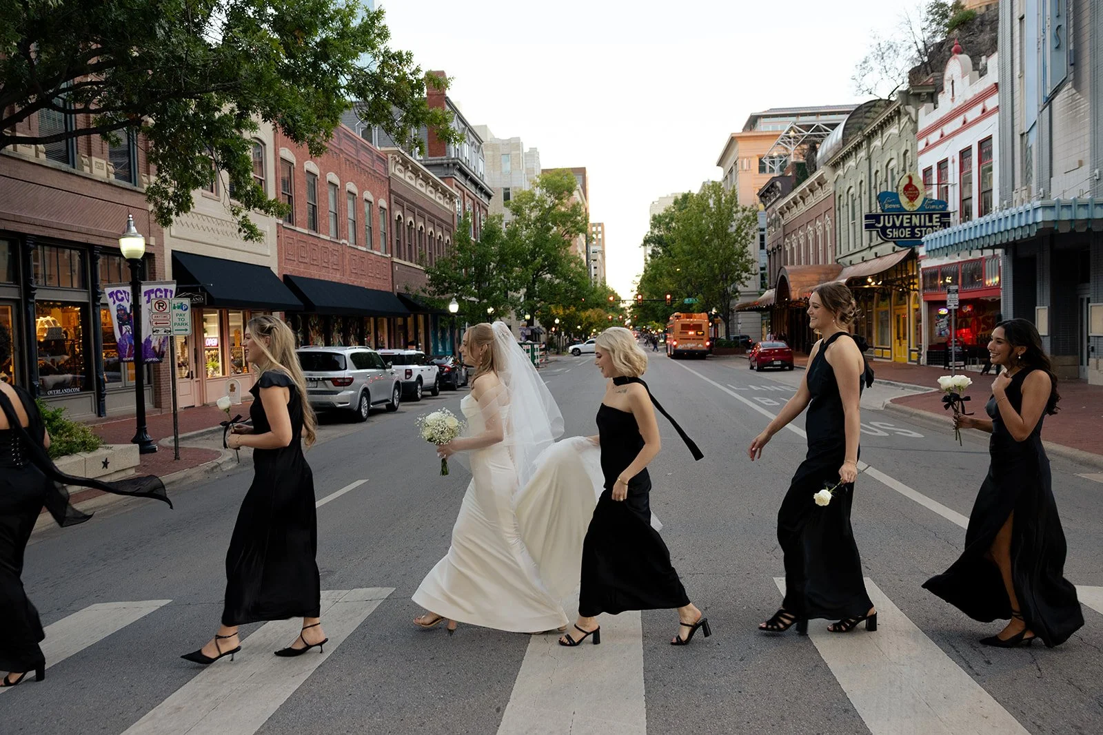 LaurenBellamyPhoto_T+C_Hance_Wedding_Sneaks_0046.jpg