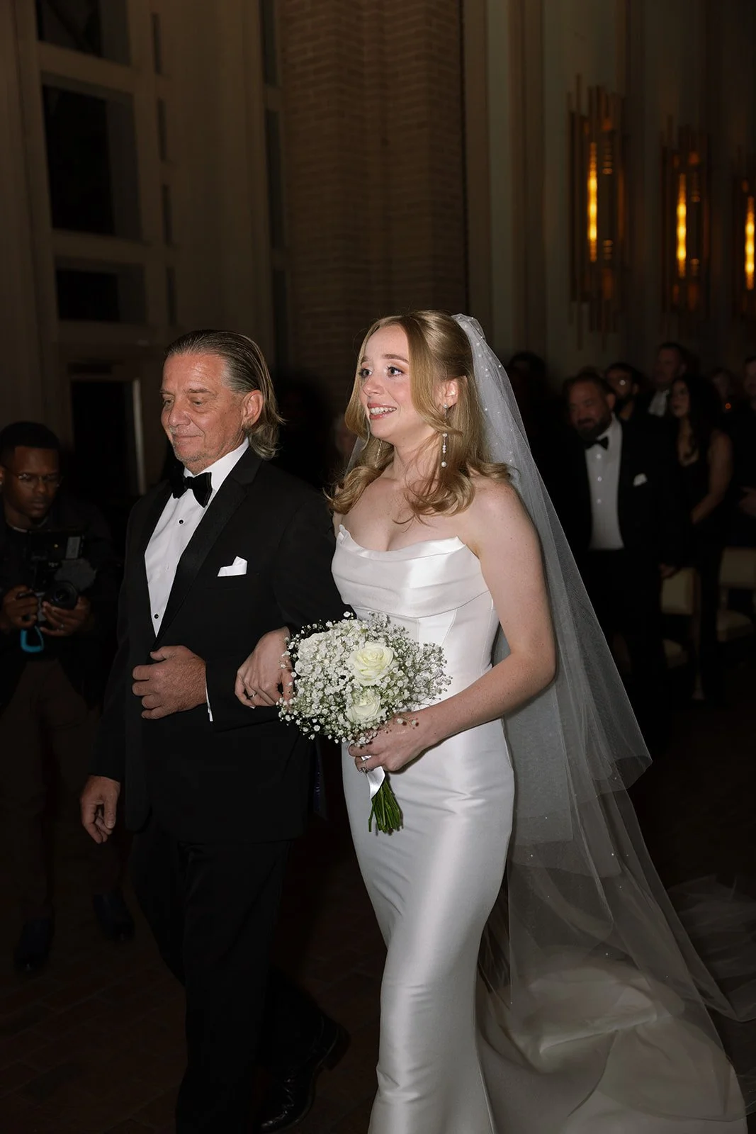 LaurenBellamyPhoto_T+C_Hance_Wedding_Sneaks_0056.jpg