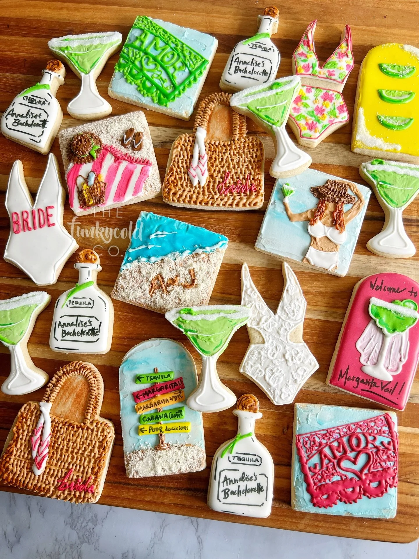 🍋&zwj;🟩 M A R G S &bull; B4 &bull; M A T R I M O N Y 👰&zwj;♀️ 

#funkycoldco #bachelorette #margaritaville #customcookies #cookies