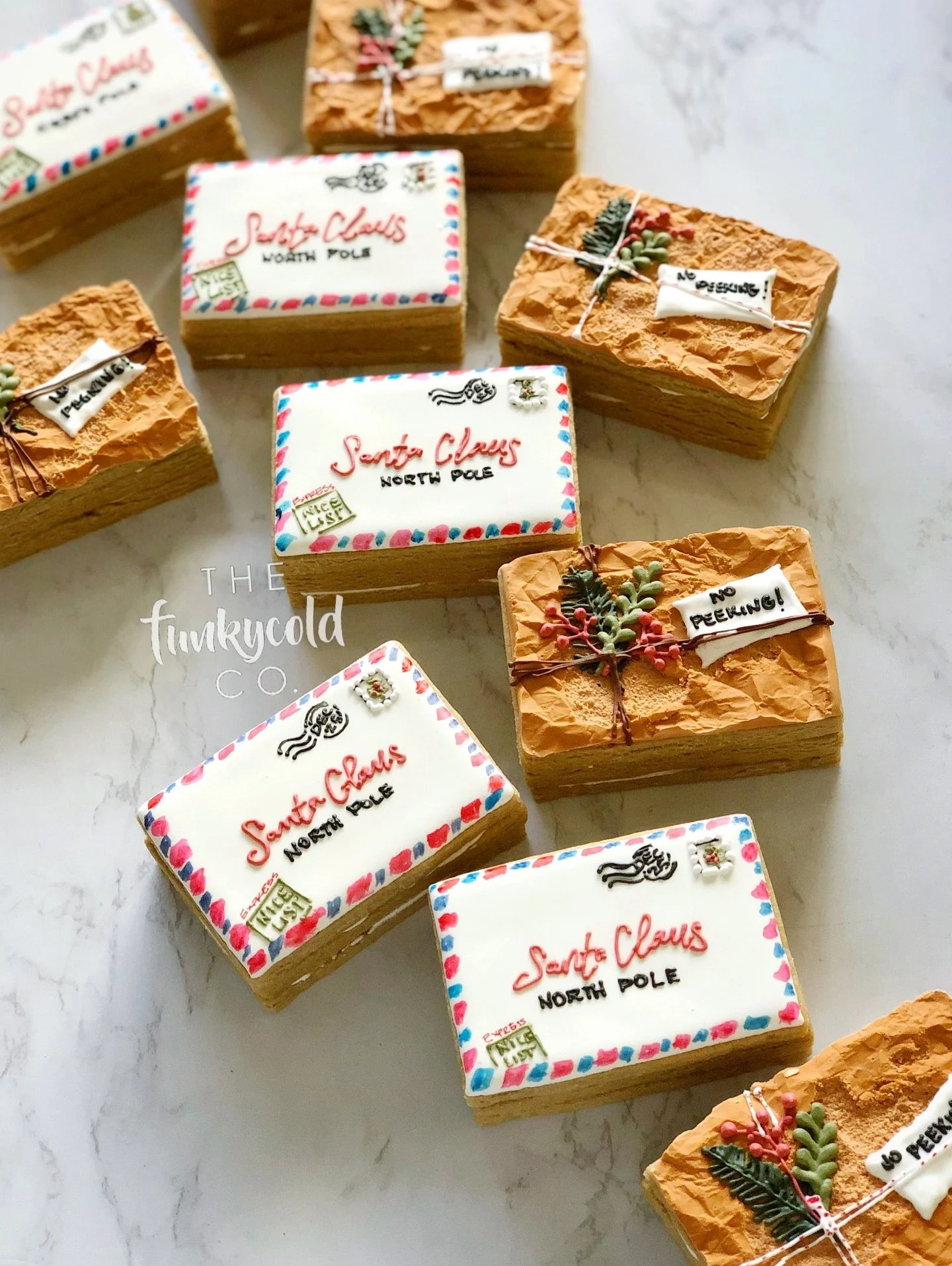 🚨 Friendly reminder: PACK YOUR PATIENCE!! Don&rsquo;t be getting all pissy and mad at postal workers and shipping station personnel. It is not their fault you waited so long to ship your packages! 

That&rsquo;s all 😊 Merry Christmas Eve Eve 

#fun