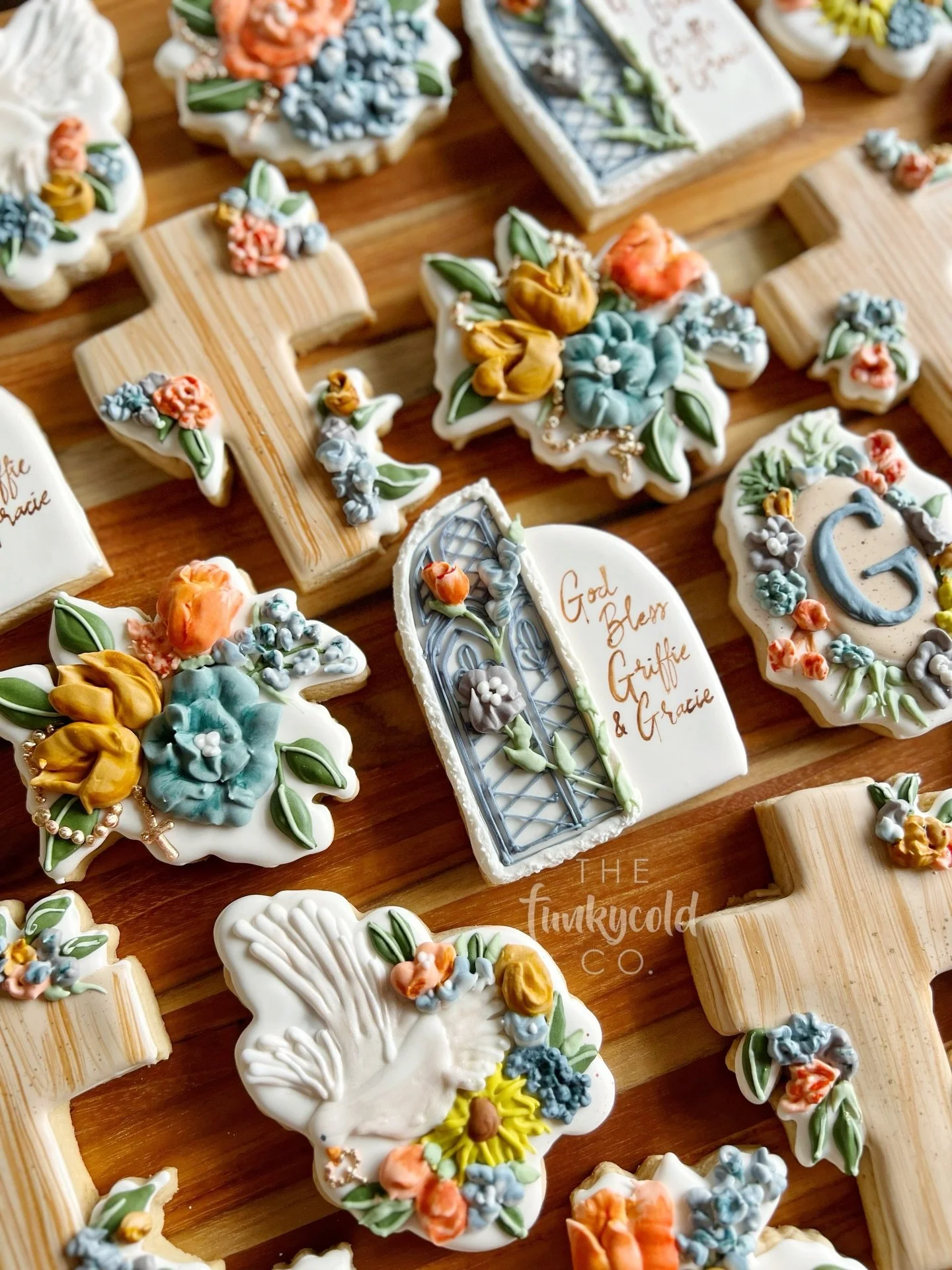 B A P T I Z E D 🕊️ 

#funkycoldco #baptism #cookies #seattlefoodie #decoratedcookie