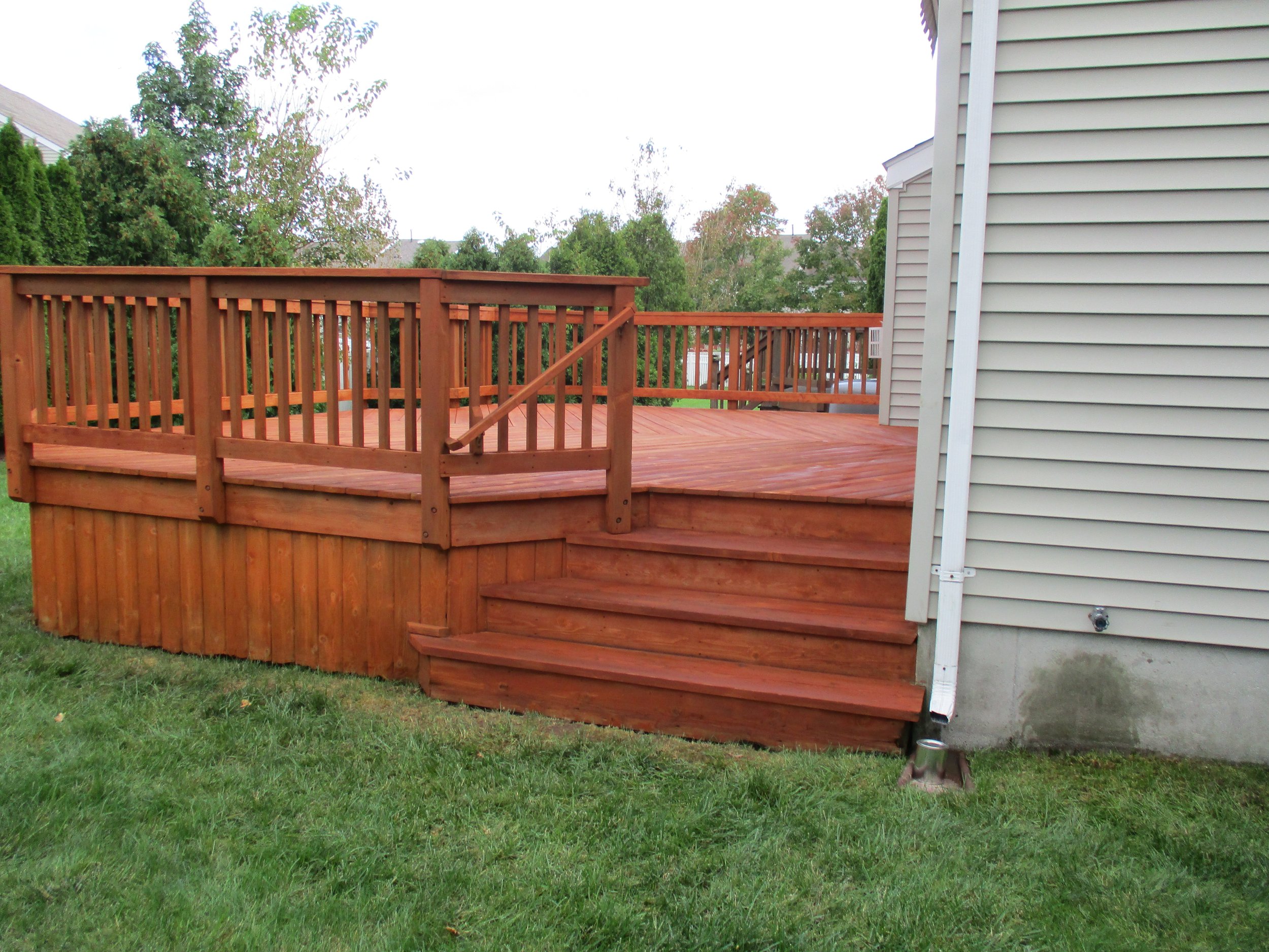 DIY vs. Professional Deck Restoration: What Homeowners Should Know