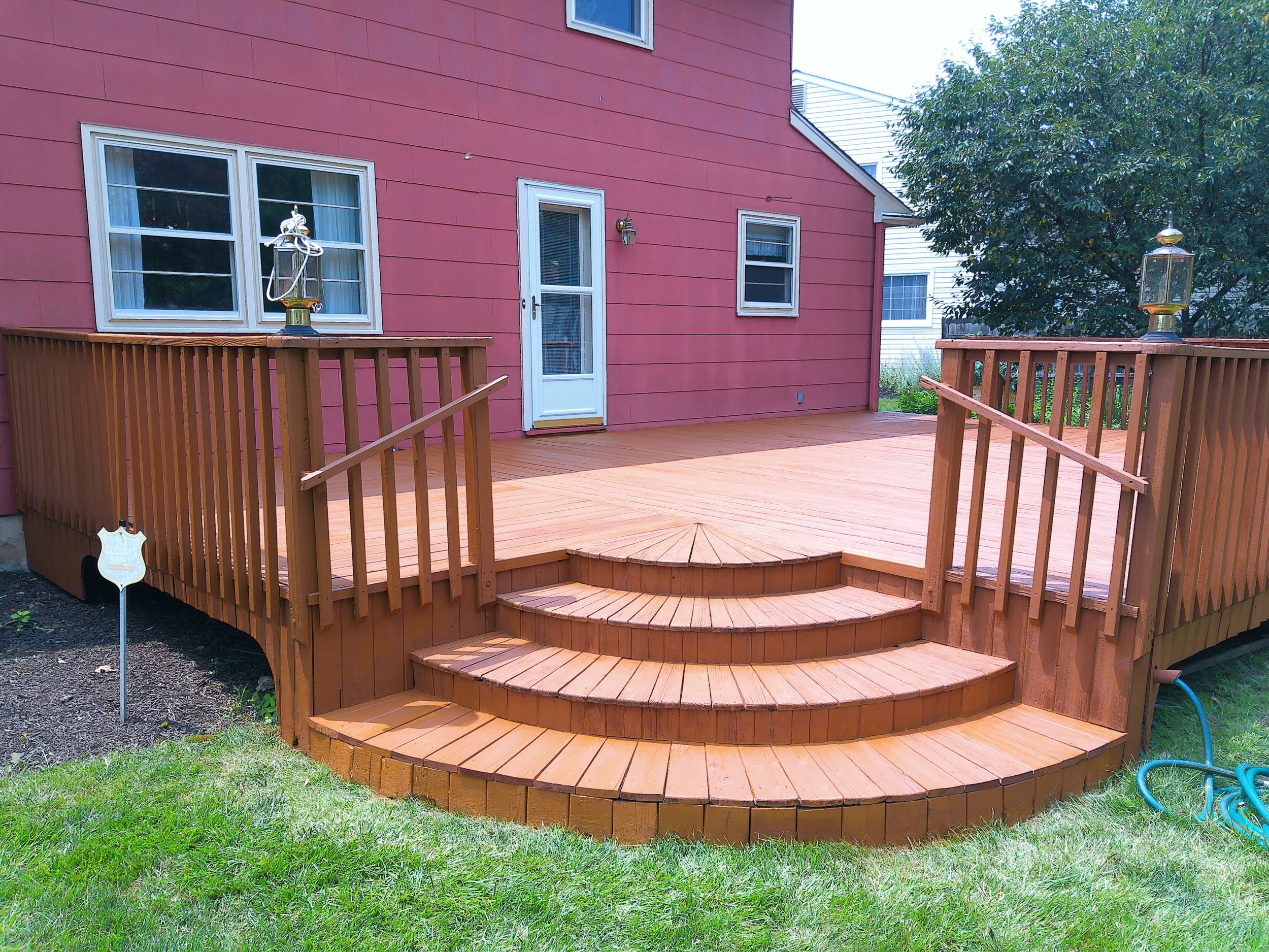 Deck Restoration vs. Replacement: Which Is Right for Your Deck?