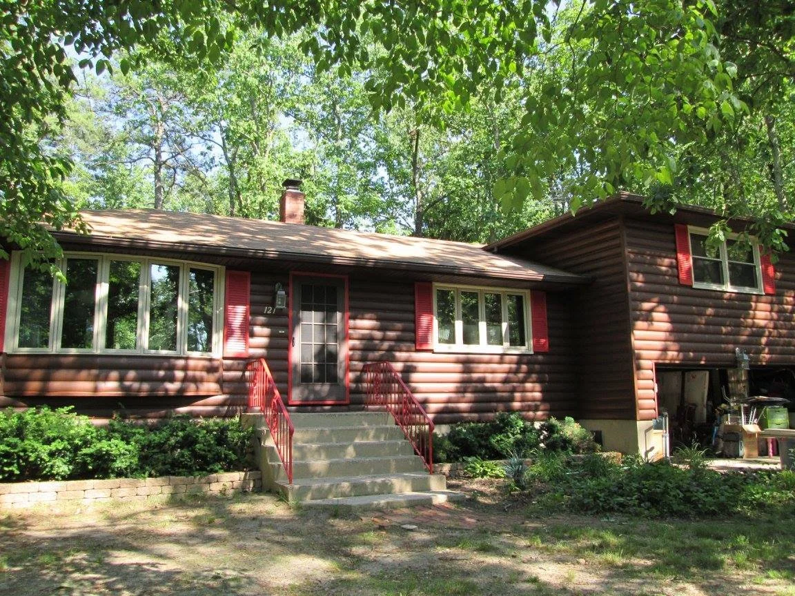 Log Cabin Cleaning and Staining in Burlington County, NJ