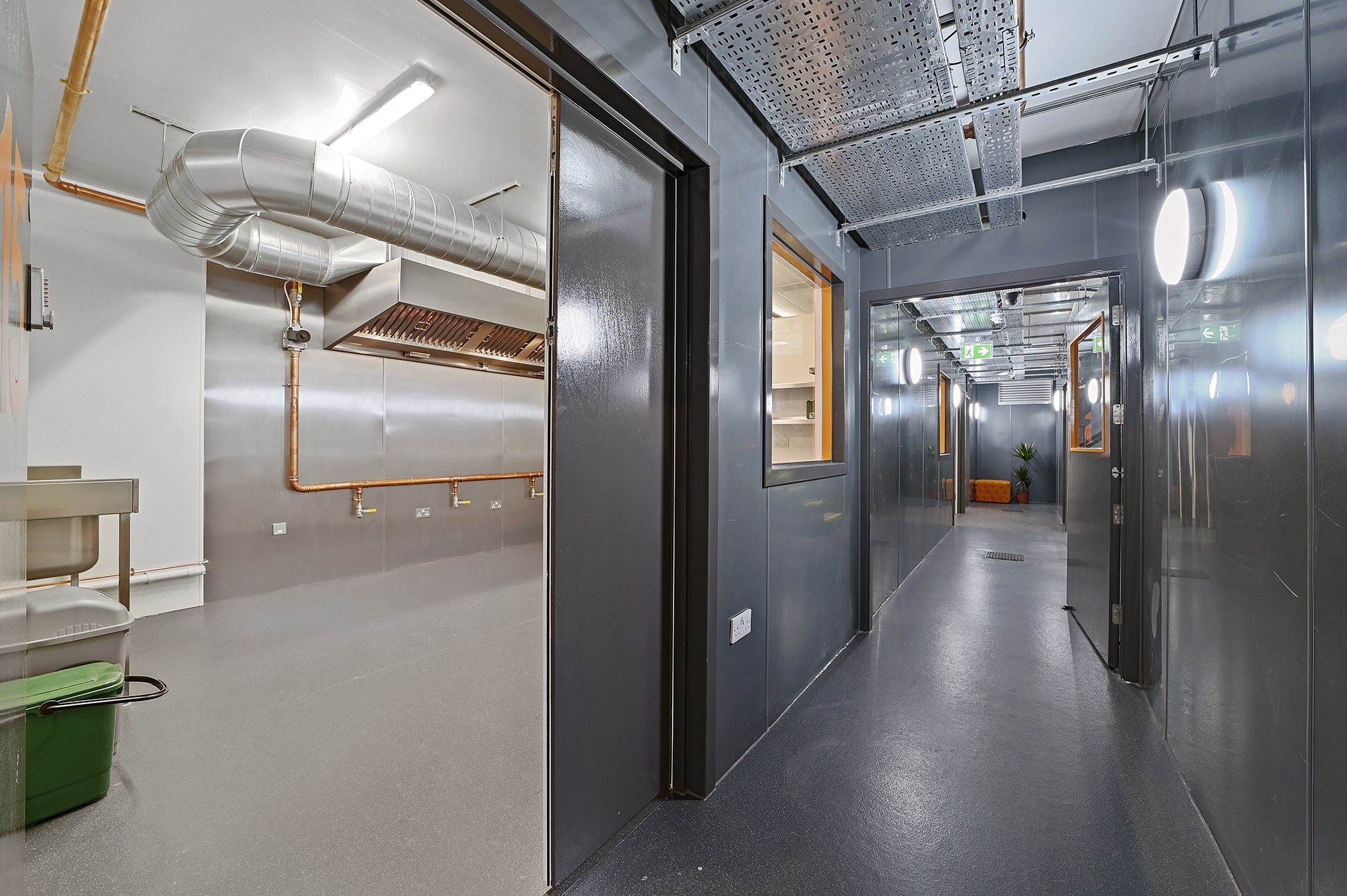 Do Deliveroo have Dark Kitchens? — Jacuna Kitchens