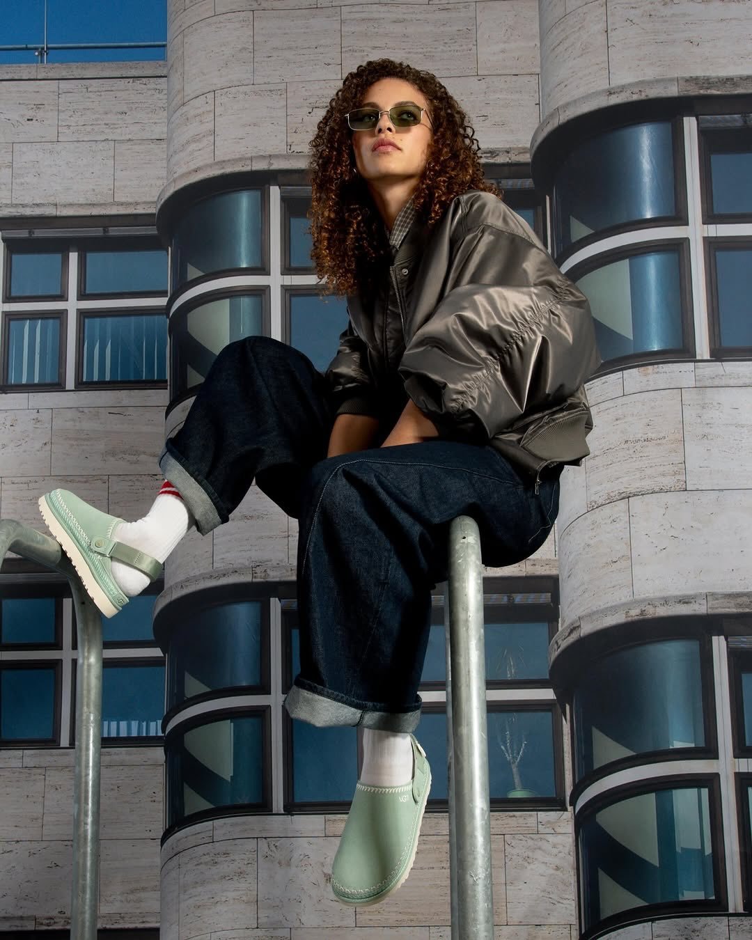 Lead Hair for UGG @uggineurope | SS26 Content Campaign | Transition in Transit

Creative Agency: @e_pstudios
Stylist: @styledbyfreya
Photographer: @olivialifungula
Hair: @aminatacreative
Assisted by @bywilloux @creativelea_hair ❤️
Makeup: @jinny_mua

