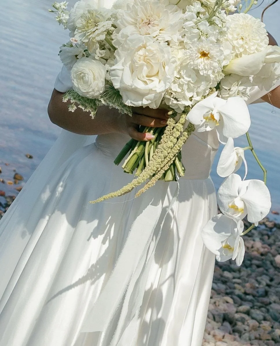 Moments from our dream bride @jules_kimberly 's special day. 🤍⁠
⁠
Photographer: @luviaphotoandfilm⁠
Venue: @dogcreeklodge⁠
Hair: @theblond406⁠
Bouquet: @rockinbarc⁠
Event Planner: @theblairecollective
