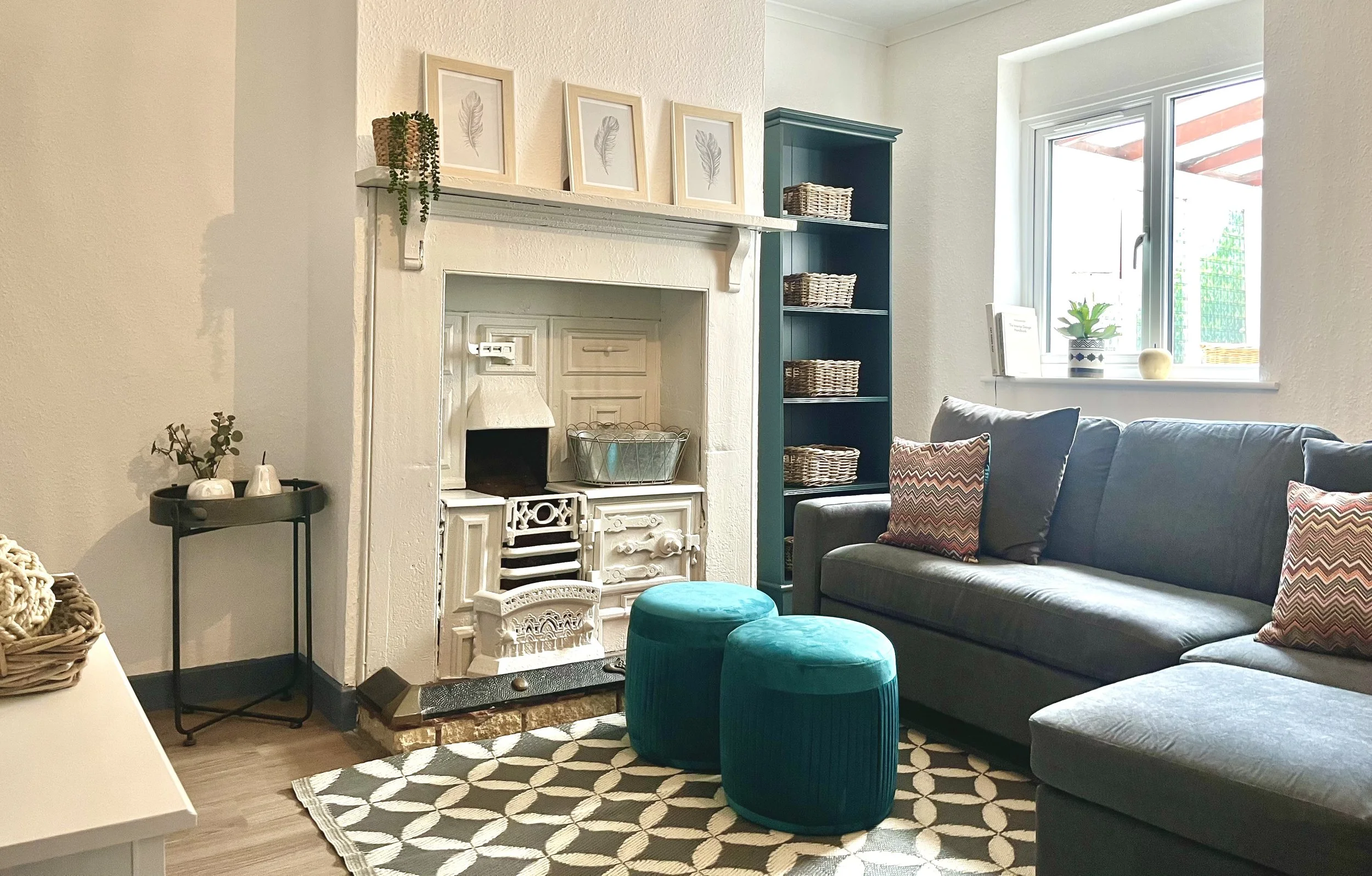 L_ 43 sitting room(22)...jpeg