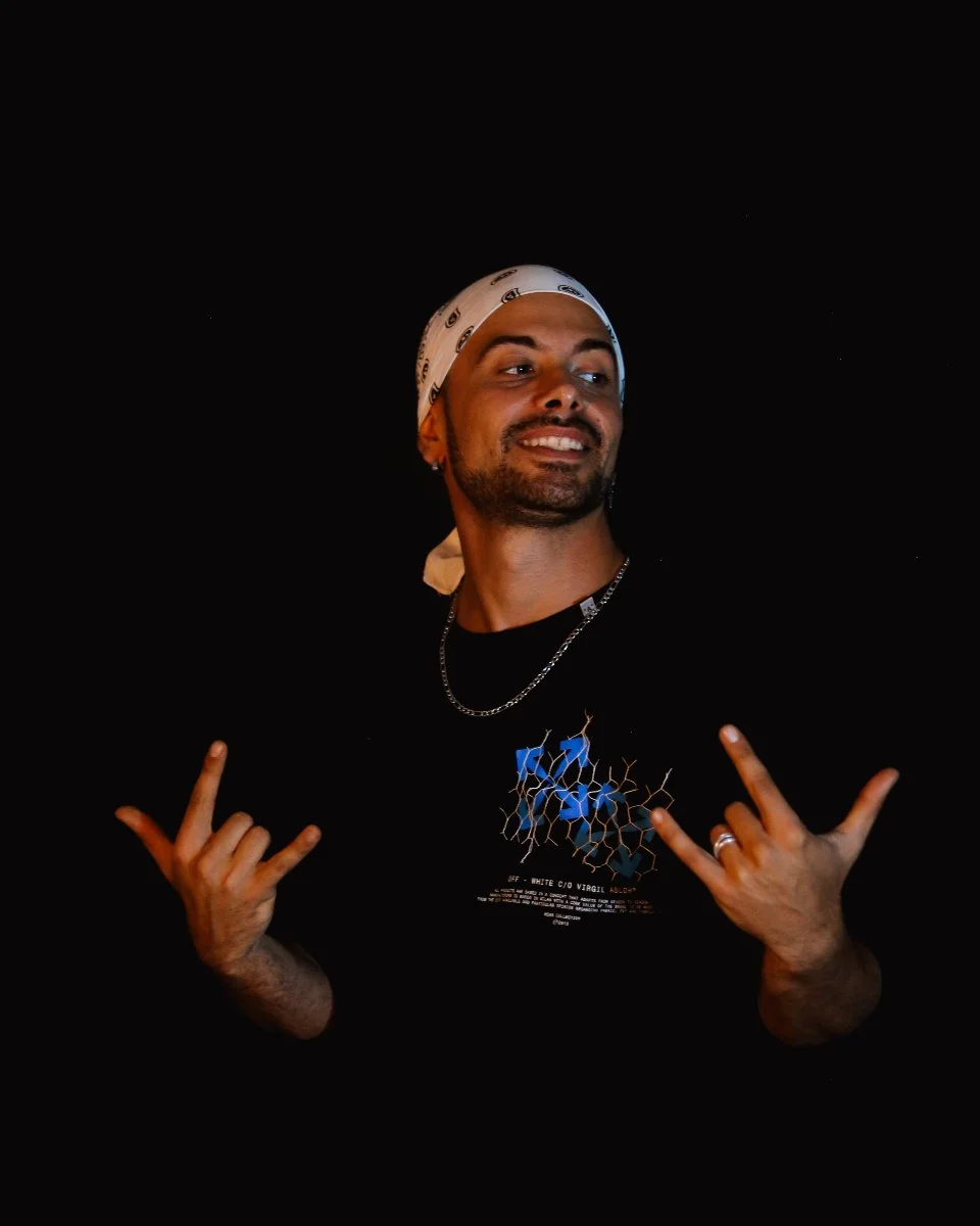 portraits des profs urbain de l'ann&eacute;e 2021-2022 &agrave; Satori💃
#photographer #portraitphotography