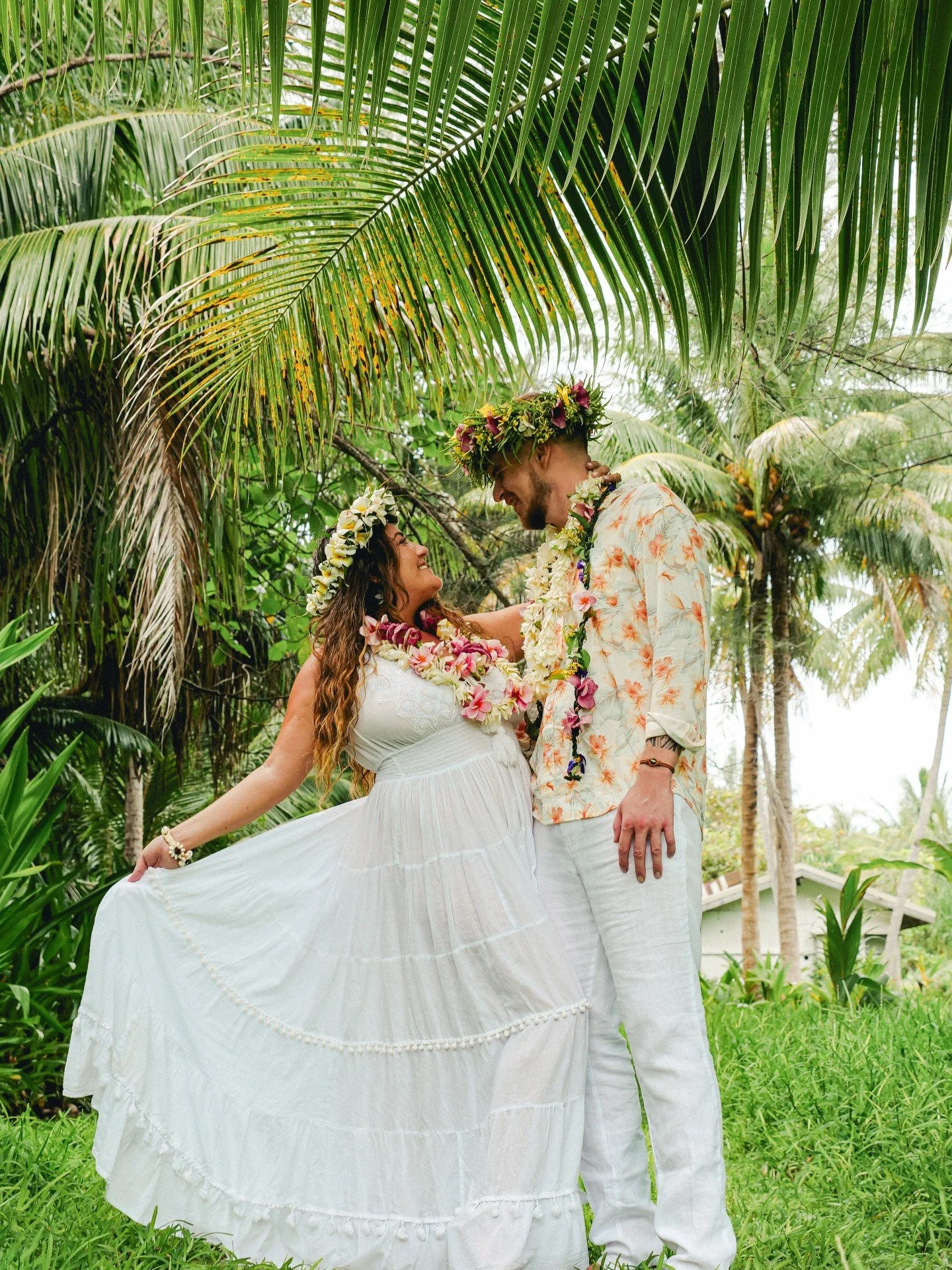 Un shooting de mariage avec moi, c'est une organisation mais aussi beaucoup d'adaptation. Je sais ce que je dois faire et j'ai mes id&eacute;es en t&ecirc;te, mais j'adapte toujours le jour m&ecirc;me selon les mari&eacute;s. Parce qu'avant tout, c'e
