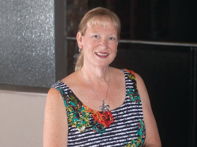 Ob/Gyn Laurie Landeen, MD Breaking Down Barriers to Intimacy — Midwest Medical Edition